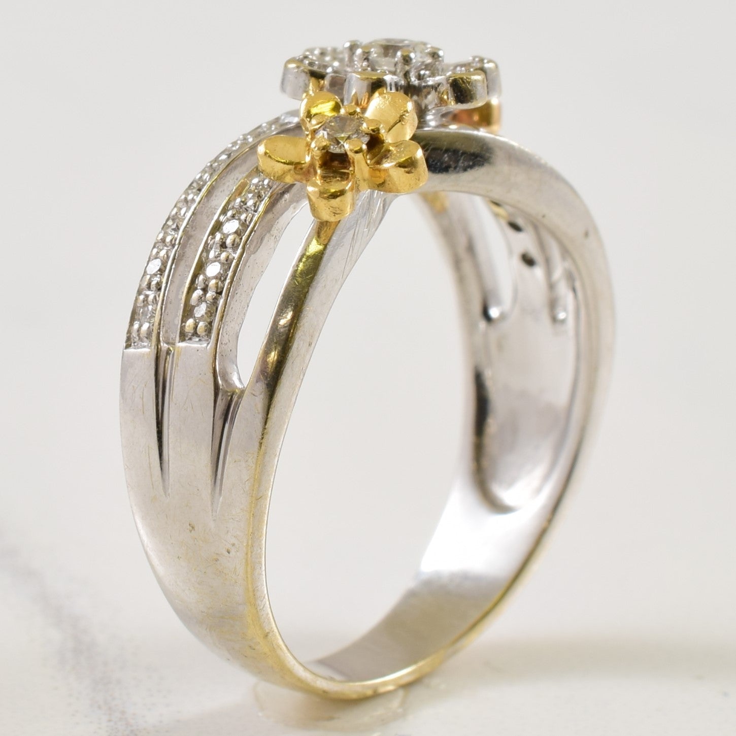 Split Shank Diamond Floral Ring | 0.32ctw | SZ 7 |