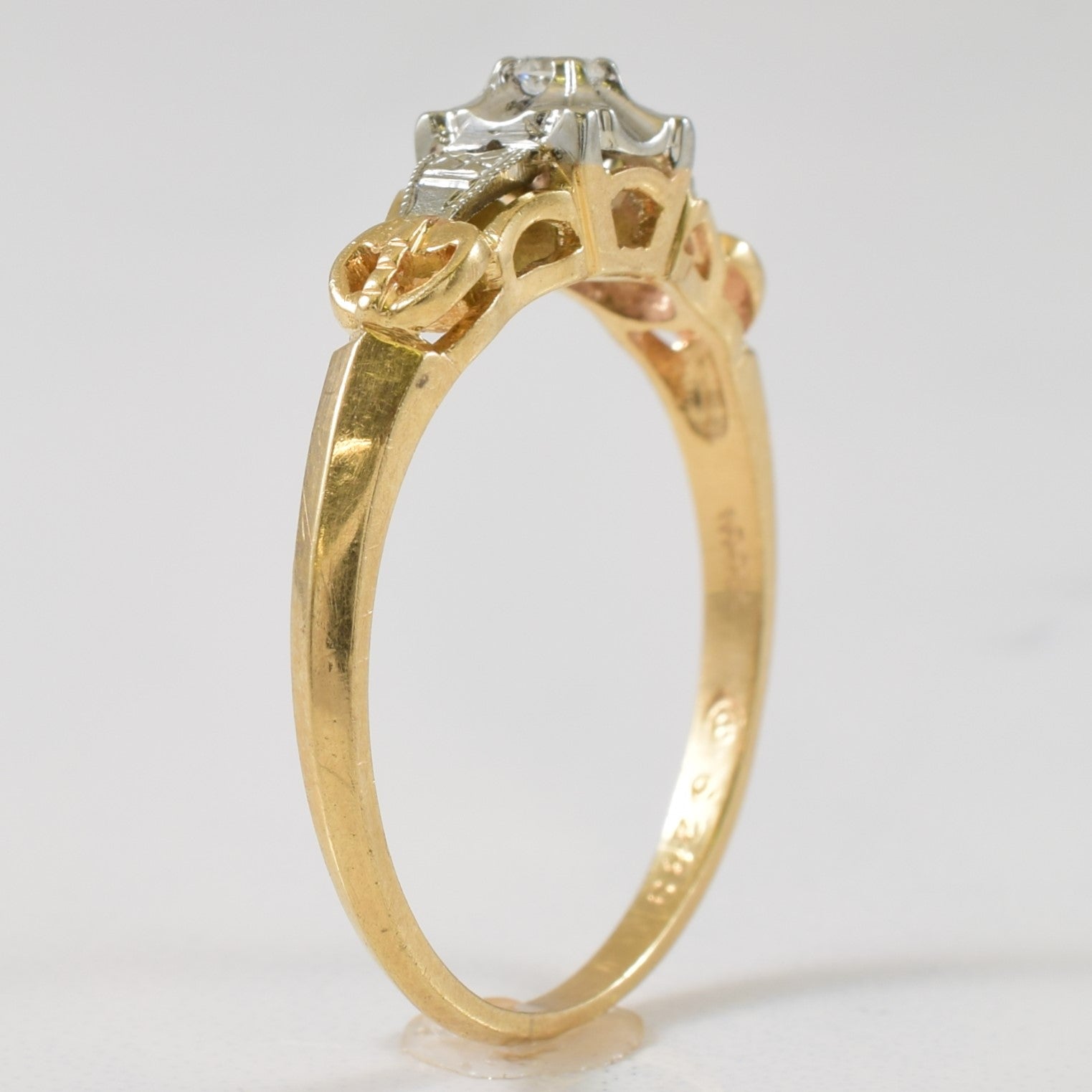 Ornate Diamond Ring | 0.05ctw | SZ 7.5 |