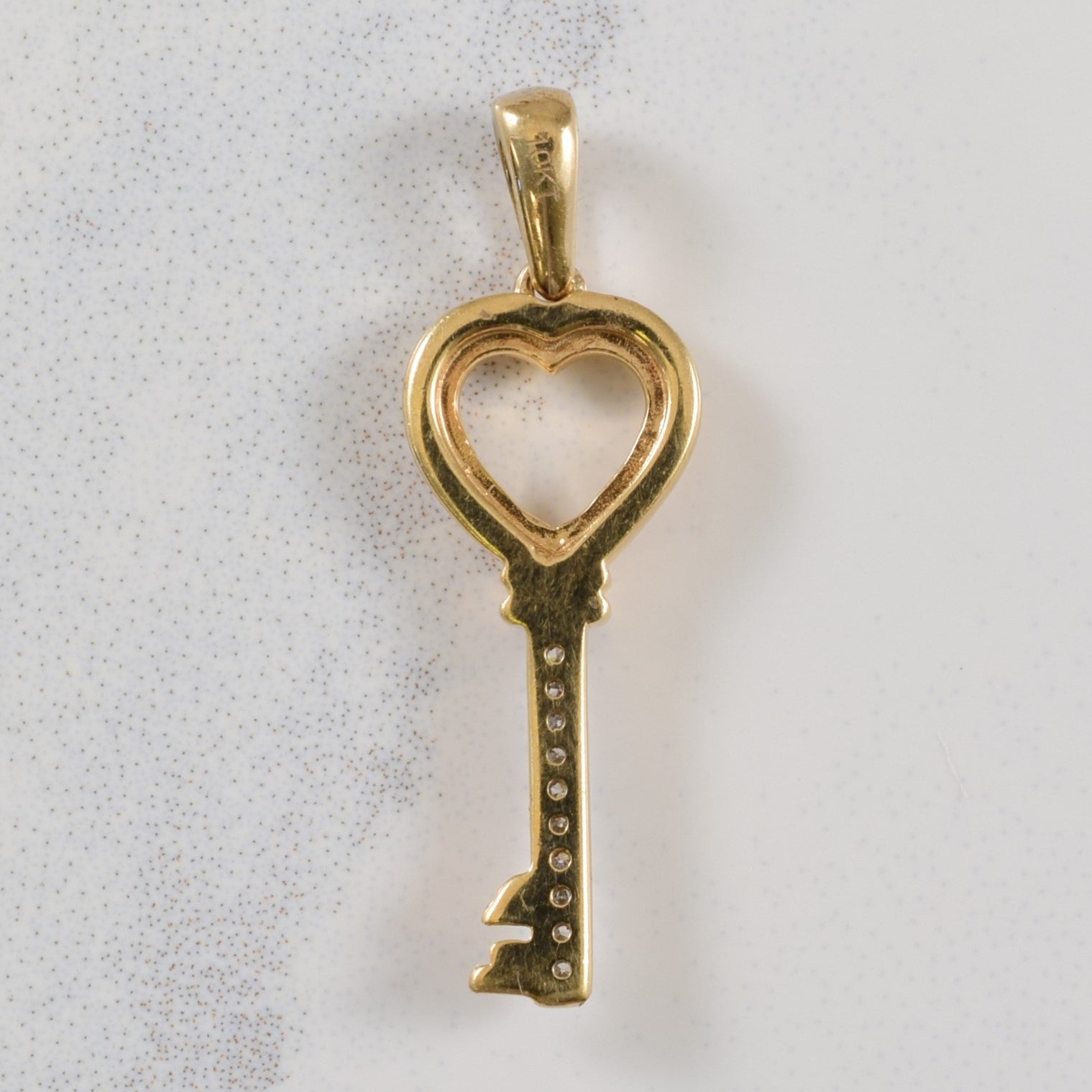 Heart Key Diamond Pendant | 0.04ctw |