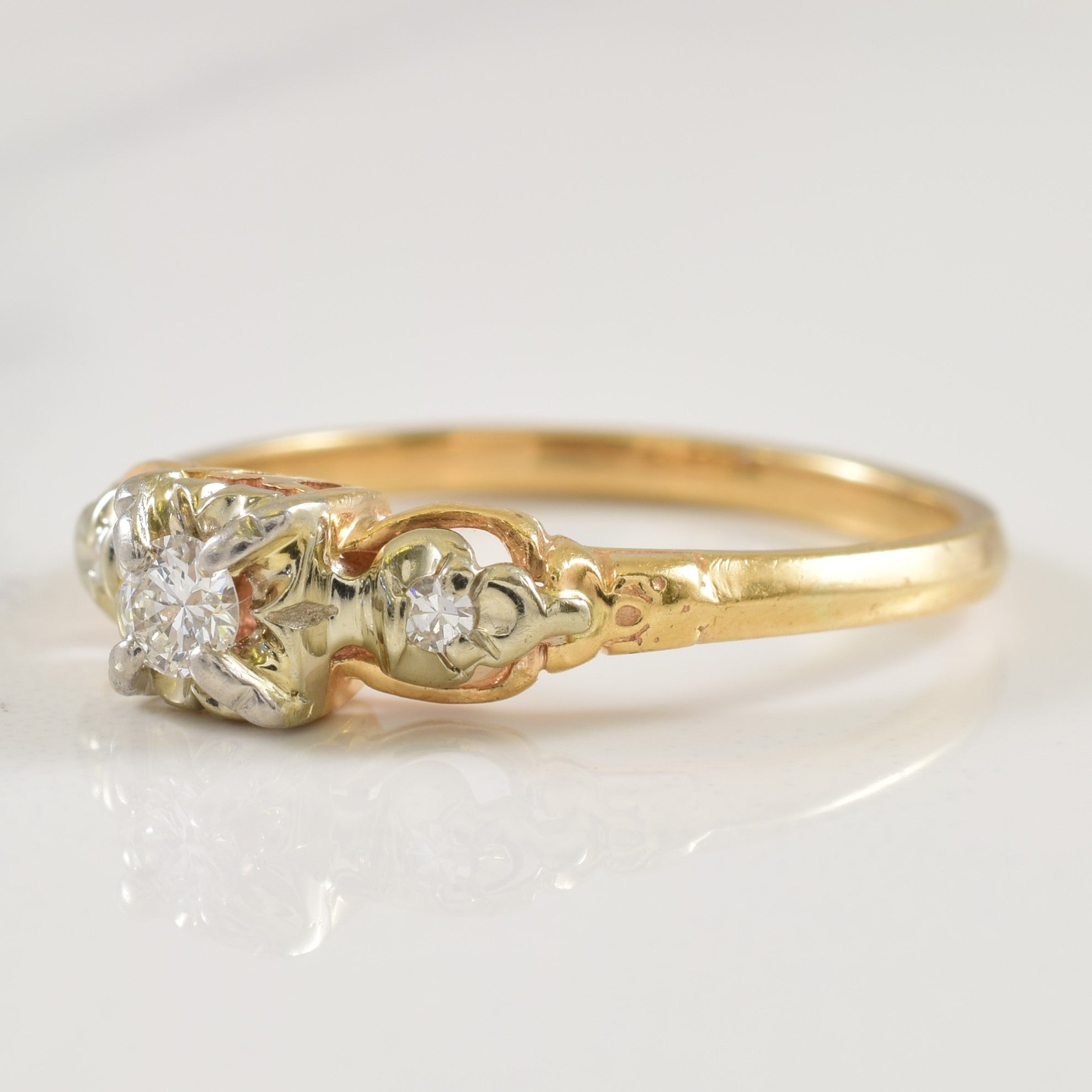 Illusion Set Three Stone Diamond Ring | 0.16ctw | SZ 8 |