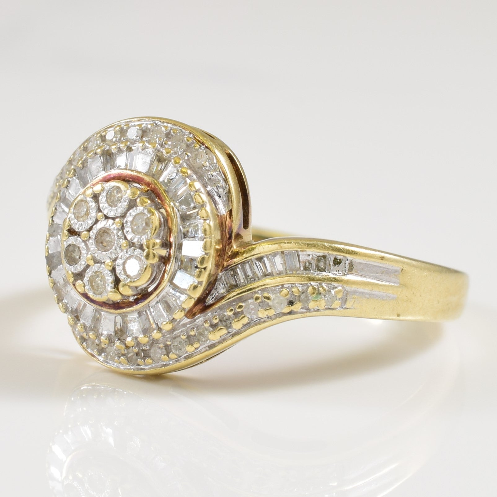 Bypass Cluster Diamond Ring | 0.22ctw | SZ 7 |