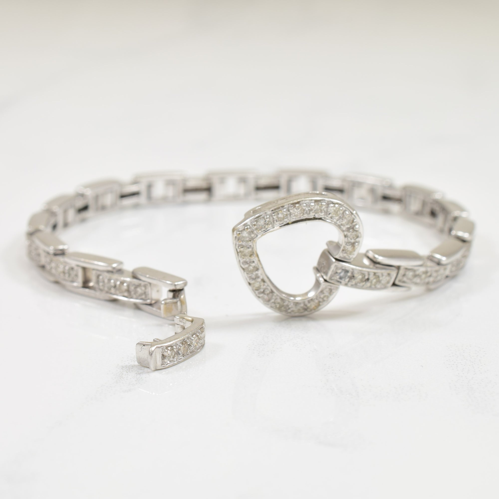 14k White Gold & Diamond Heart Bracelet | 0.99ctw | 7