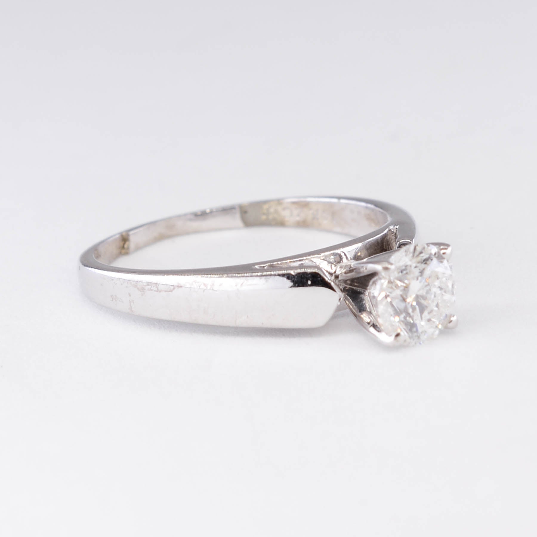 Tapered Solitaire Diamond Engagement Ring | 0.67ct | SZ 6 |