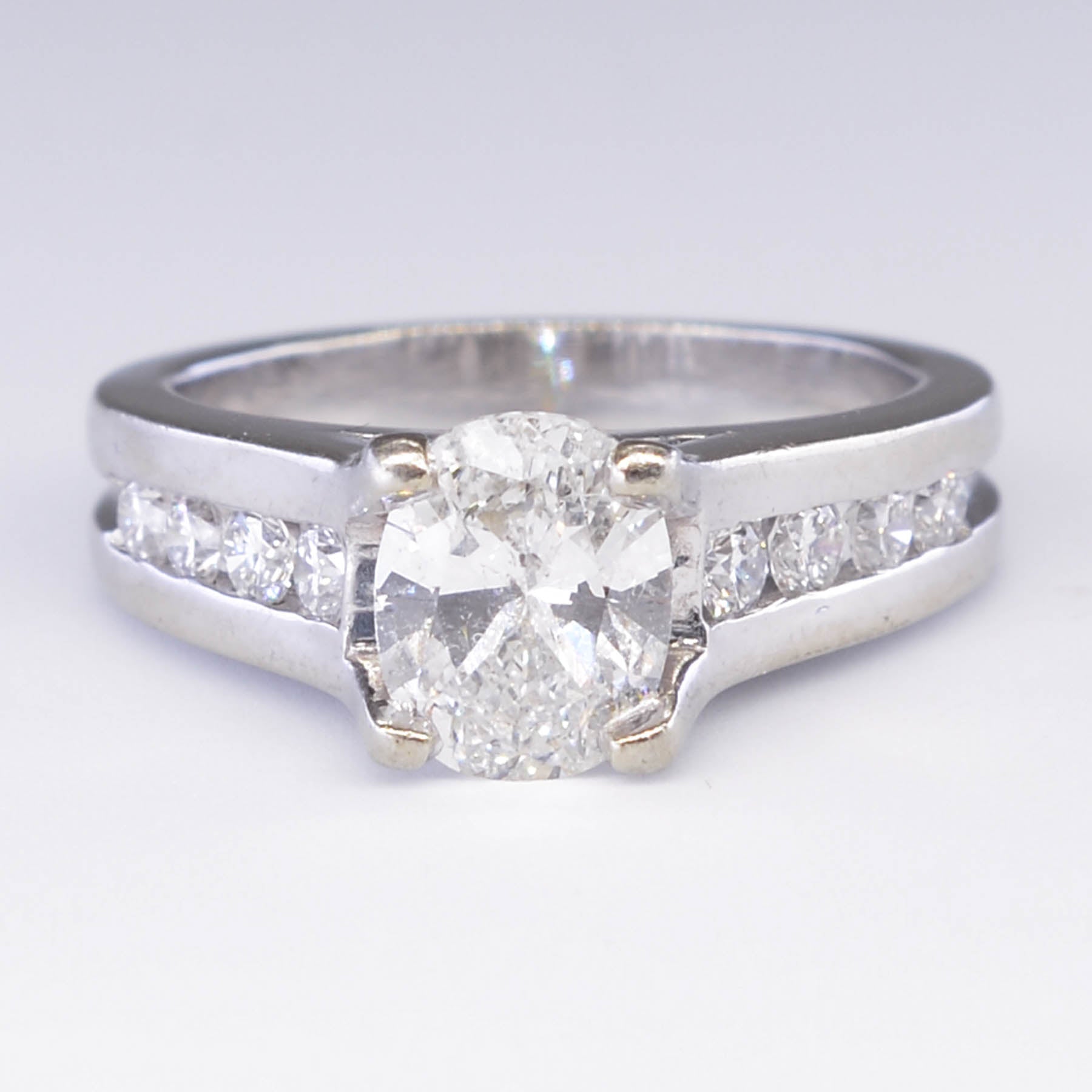 Bague de fiançailles en diamant taille ovale | 1,66 ct | Taille 6 | 