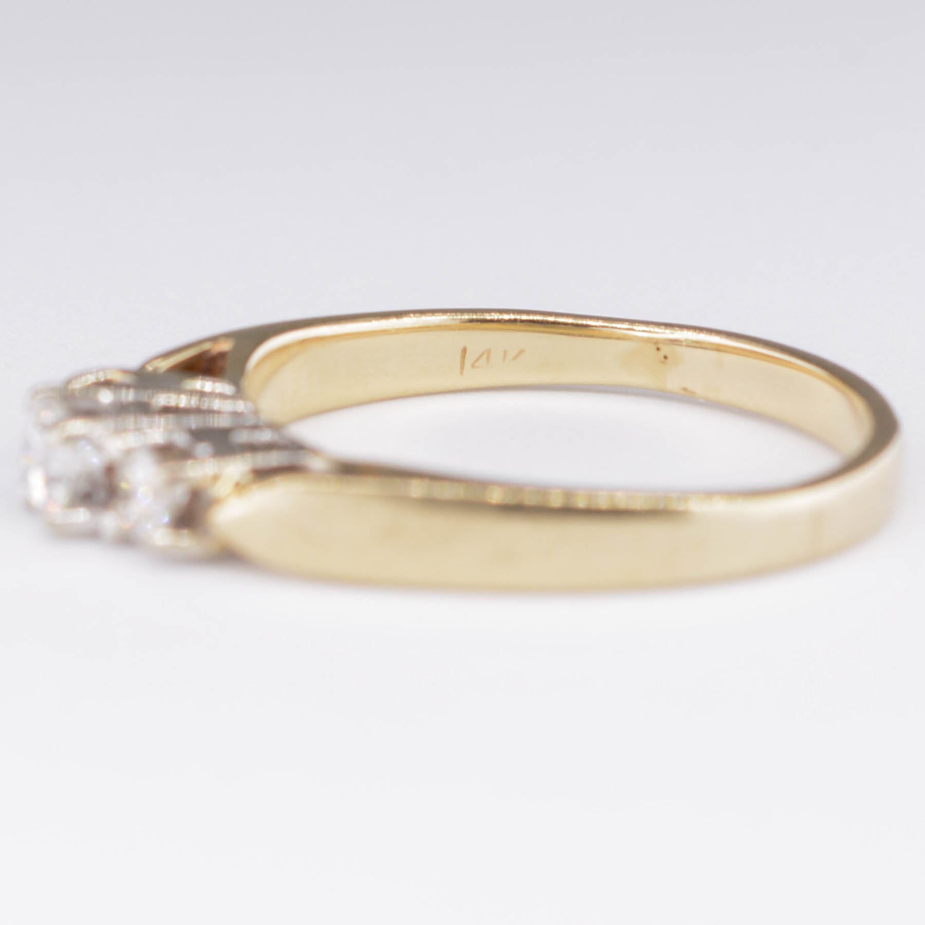 Three Stone Diamond Ring | 014ct | SZ 6.5 |