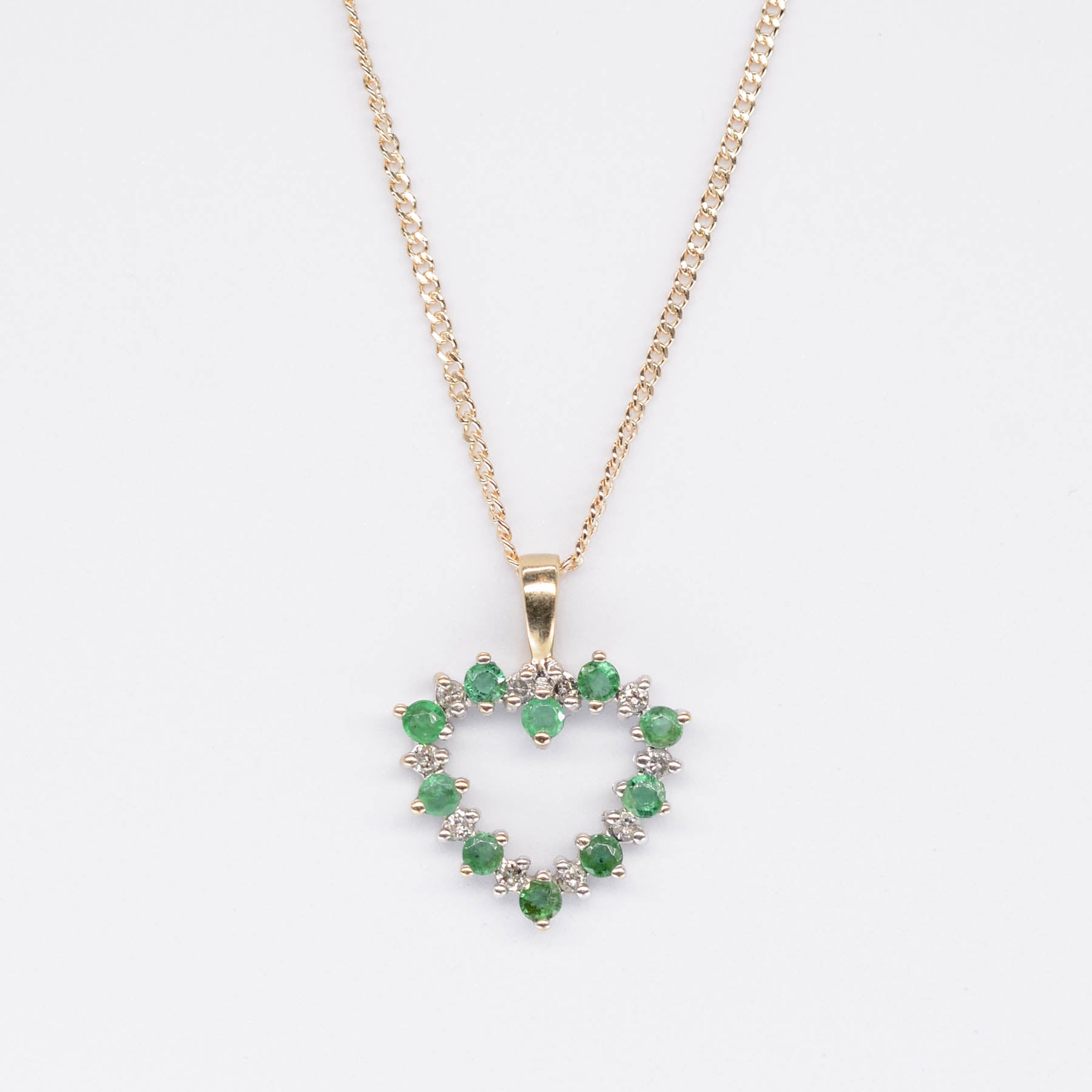 Emerald & Diamond Heart Pendant | 0.20ctw, 0.10ctw |