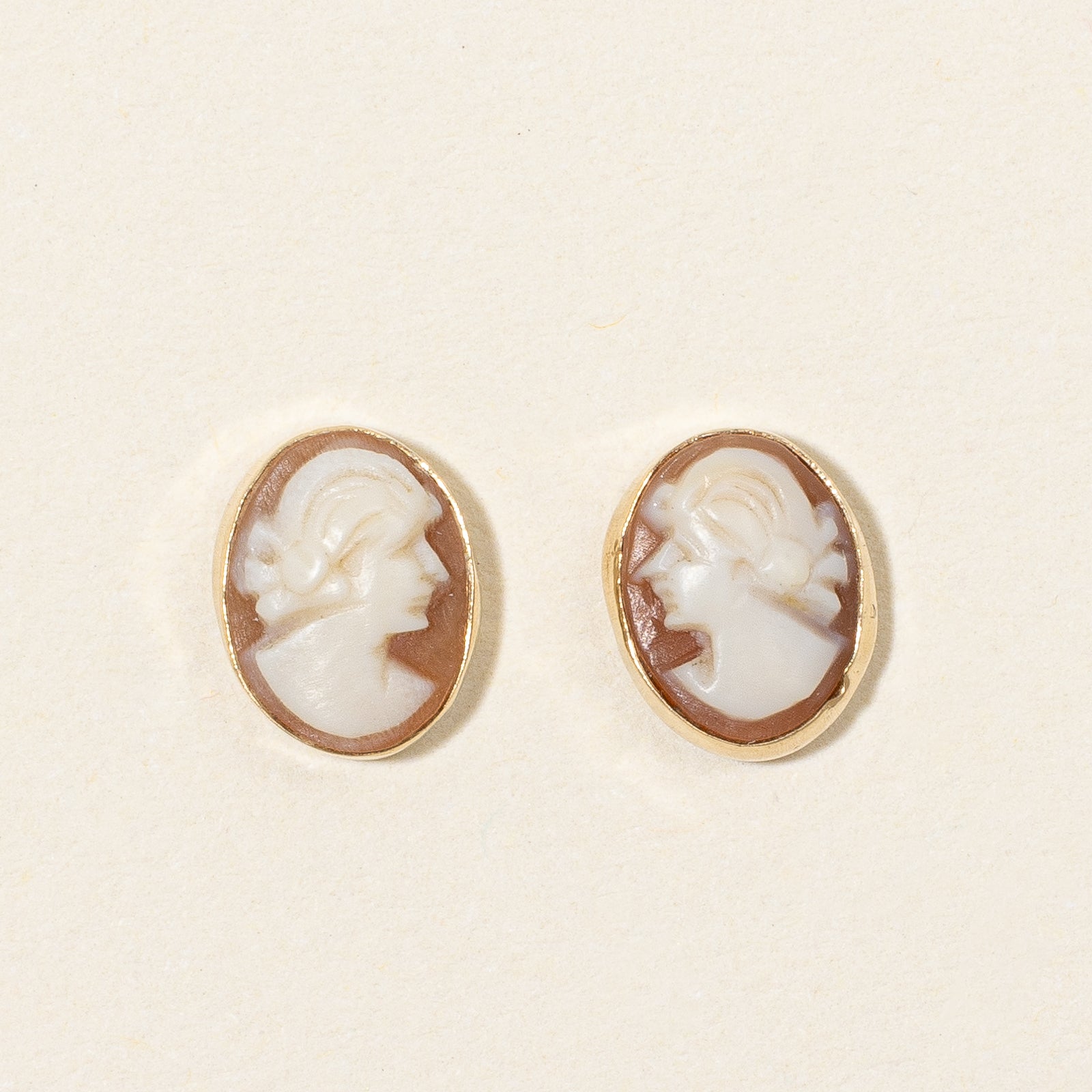 Seashell Cameo Portrait Earrings | 2.20ctw |