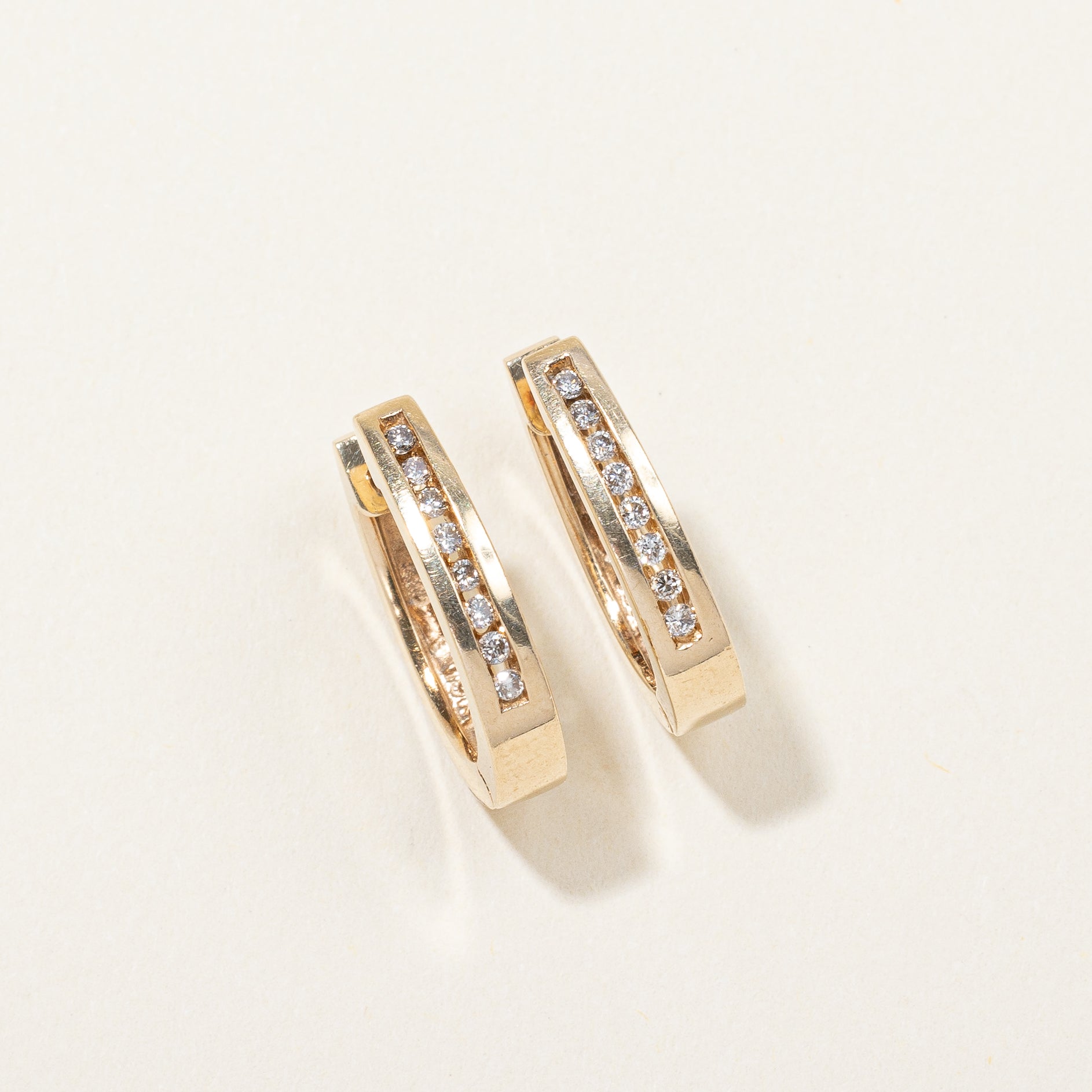 Diamond Huggie Earrings | 0.08ctw |