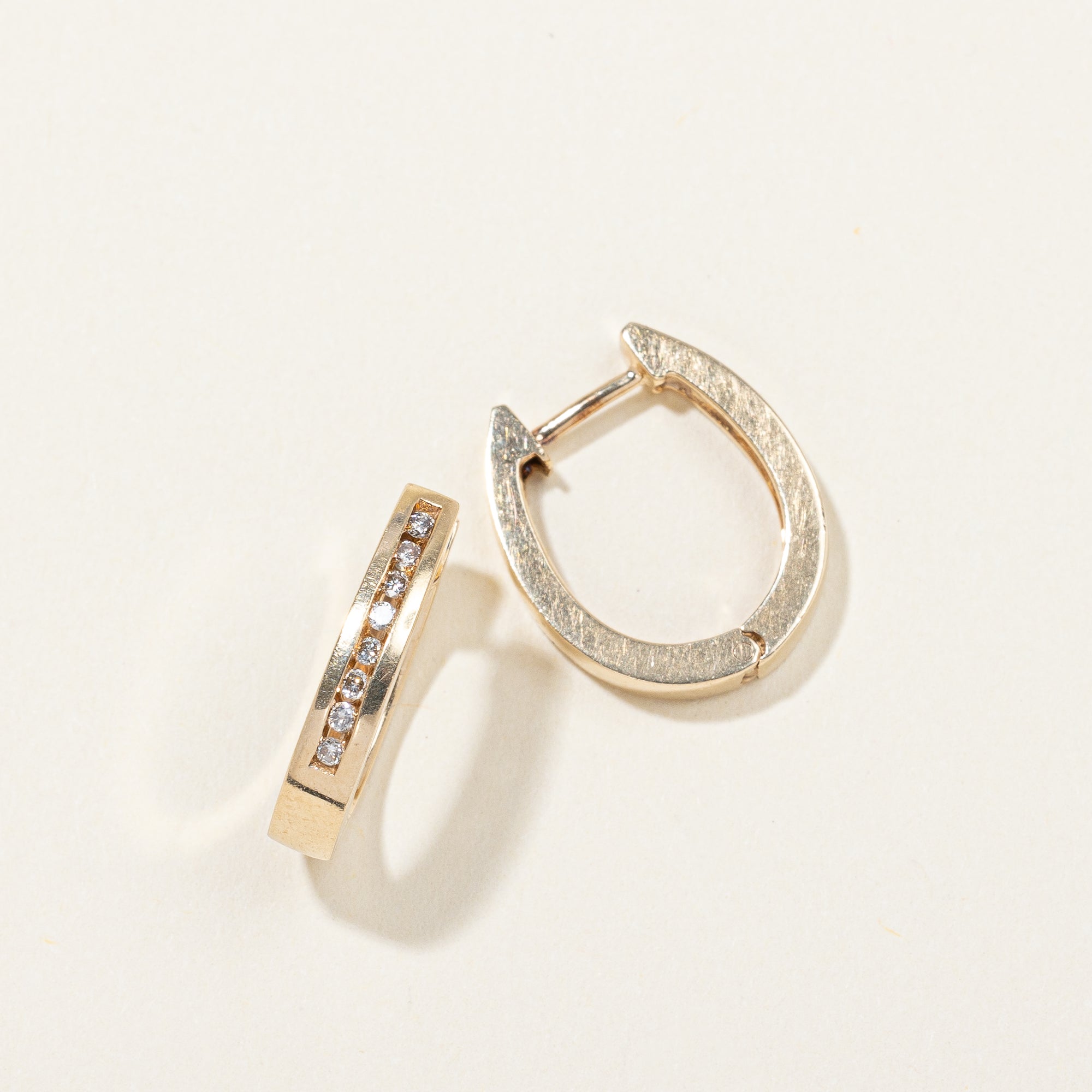 Diamond Huggie Earrings | 0.08ctw |