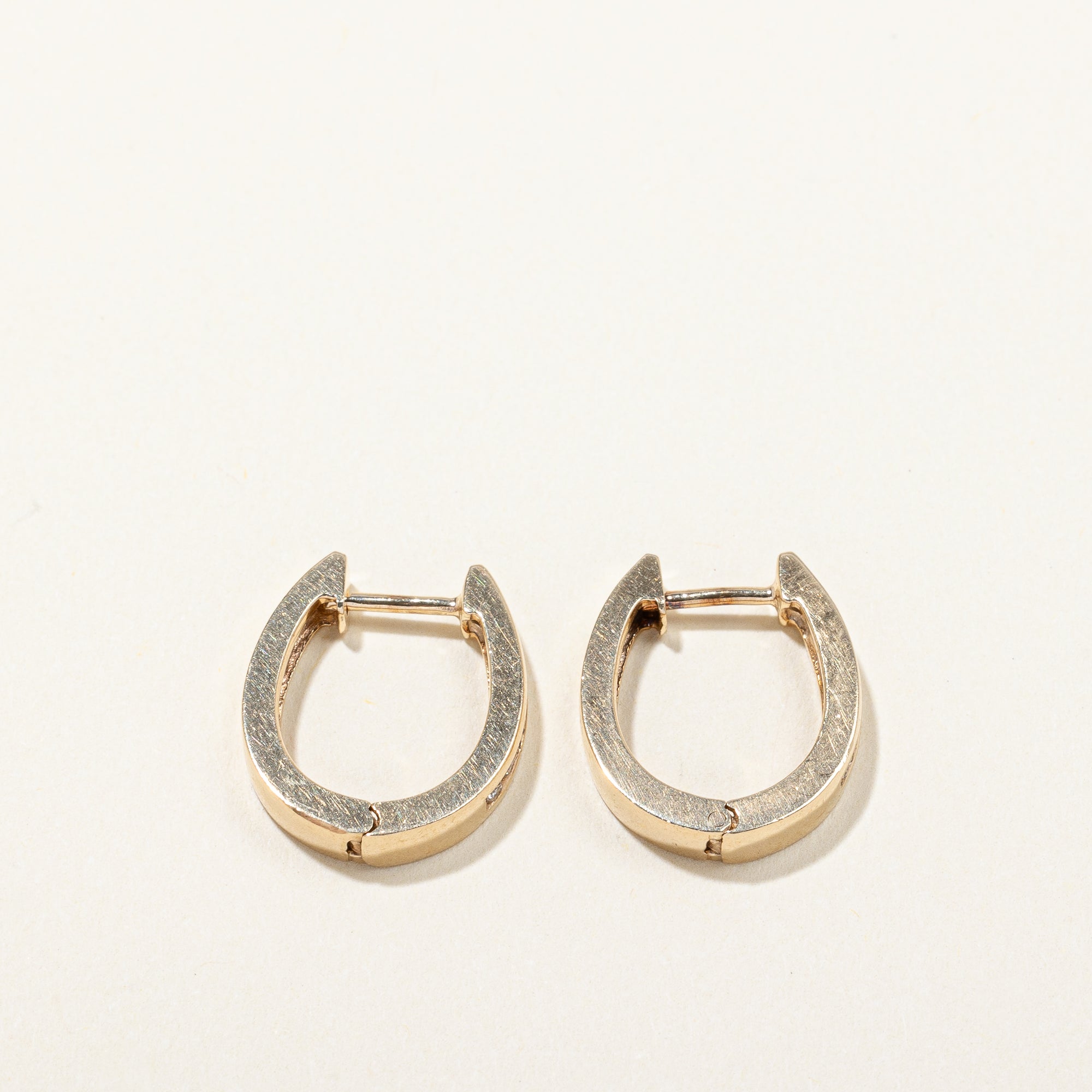 Diamond Huggie Earrings | 0.08ctw |