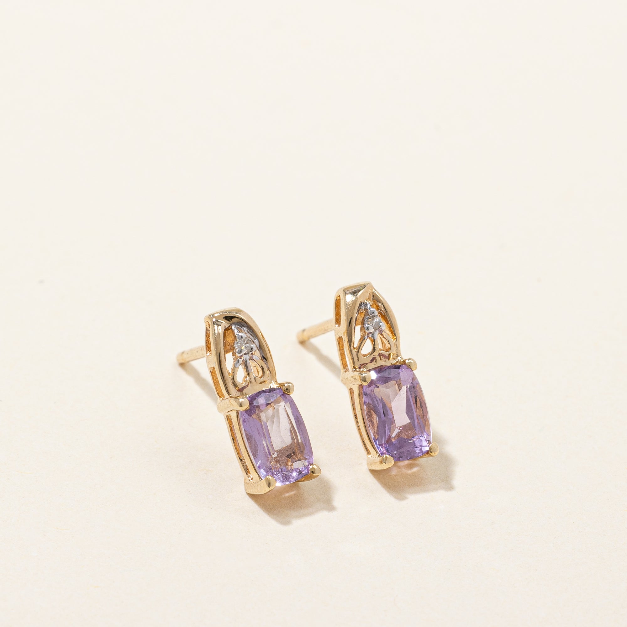 Amethyst & Diamond Earrings | 0.70ctw, 0.01ctw |