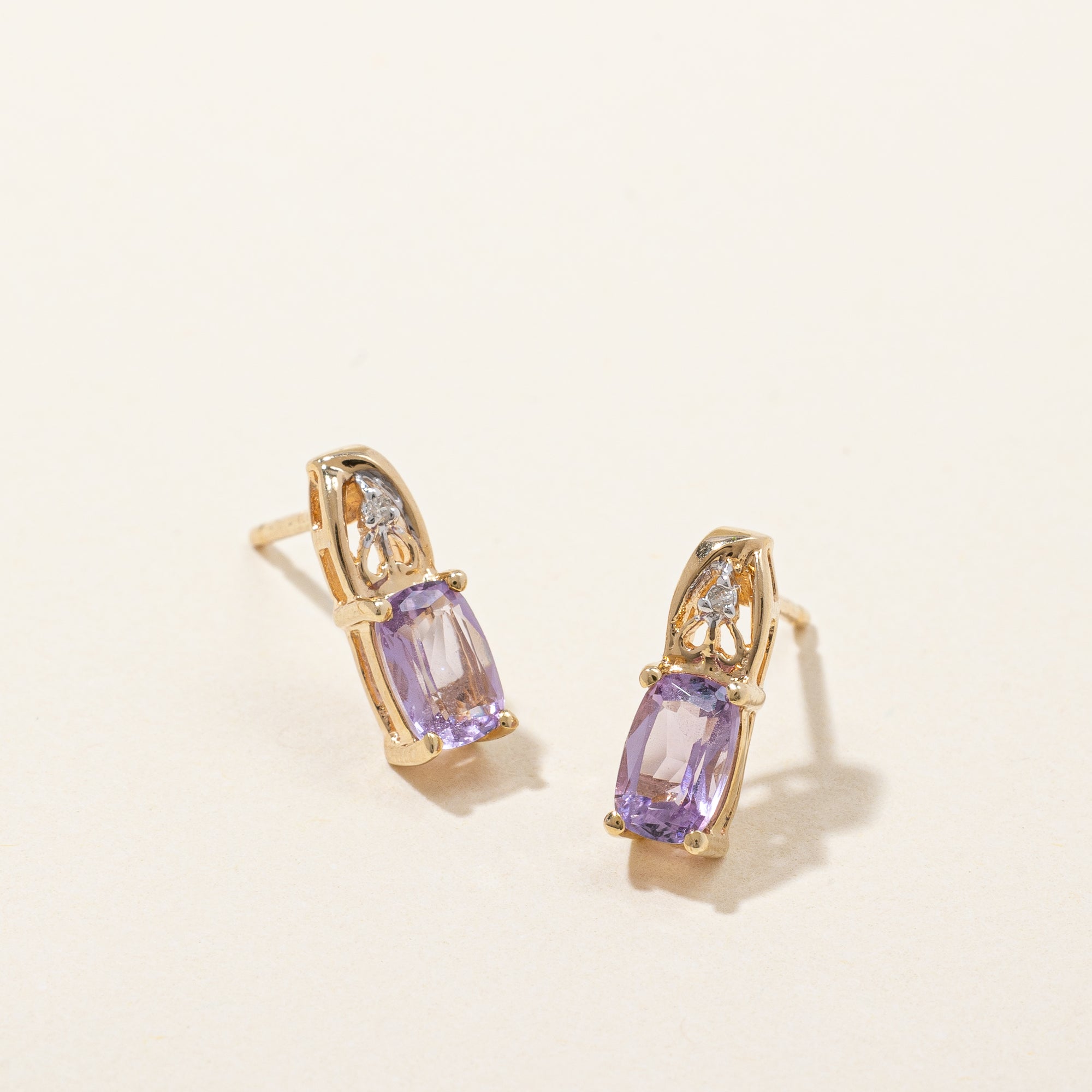 Amethyst & Diamond Earrings | 0.70ctw, 0.01ctw |