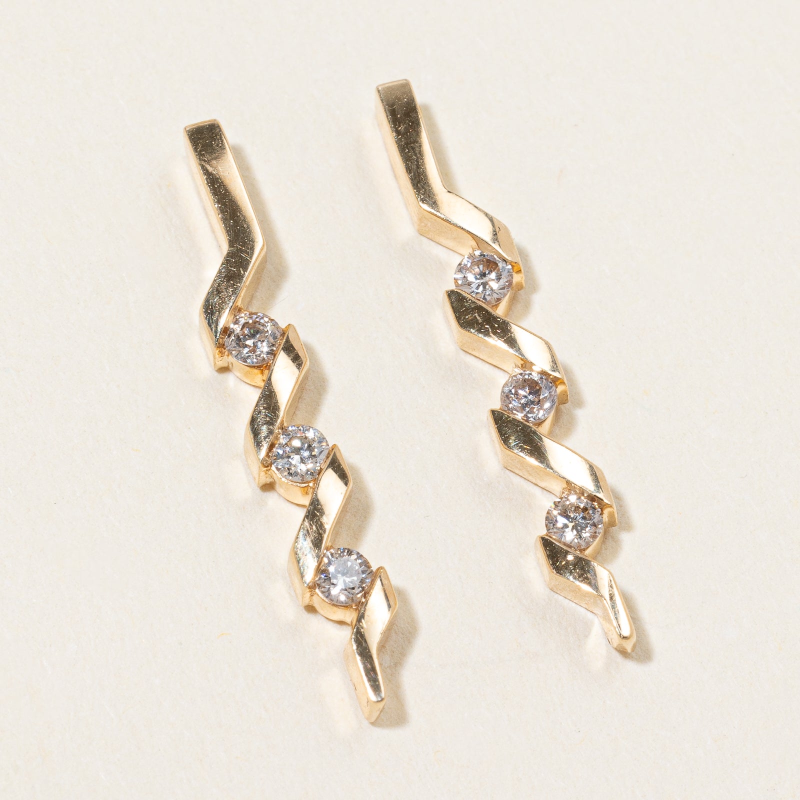 Diamond Drop Earrings | 0.15ctw |
