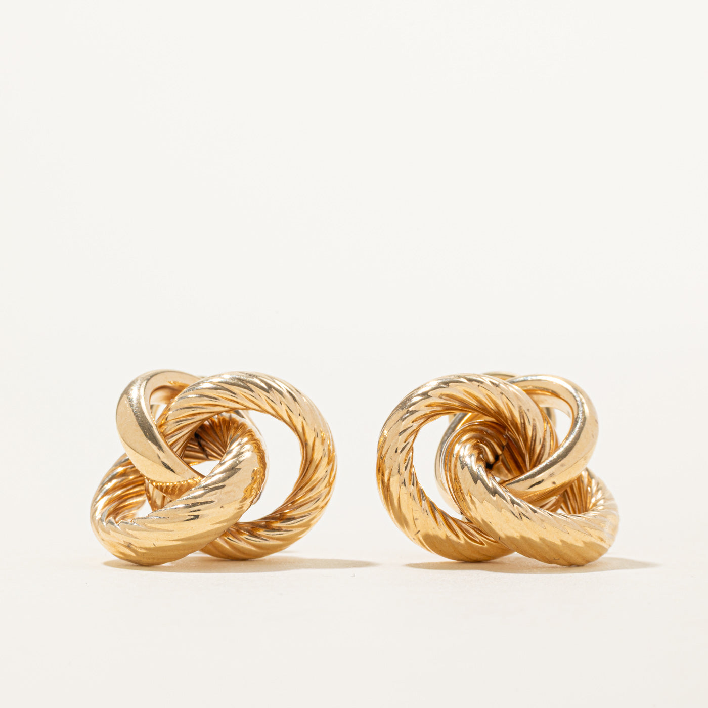 14k Yellow Gold Textured Knot Stud Earring