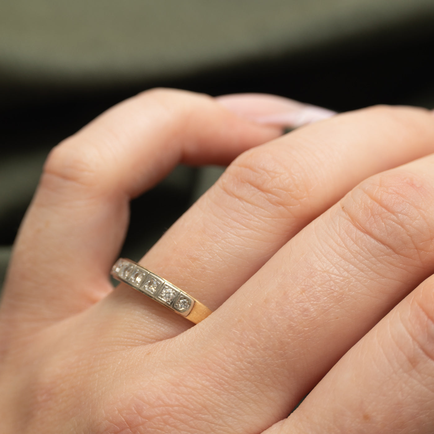 Two Tone Seven Stone Diamond Band | SZ 7.75