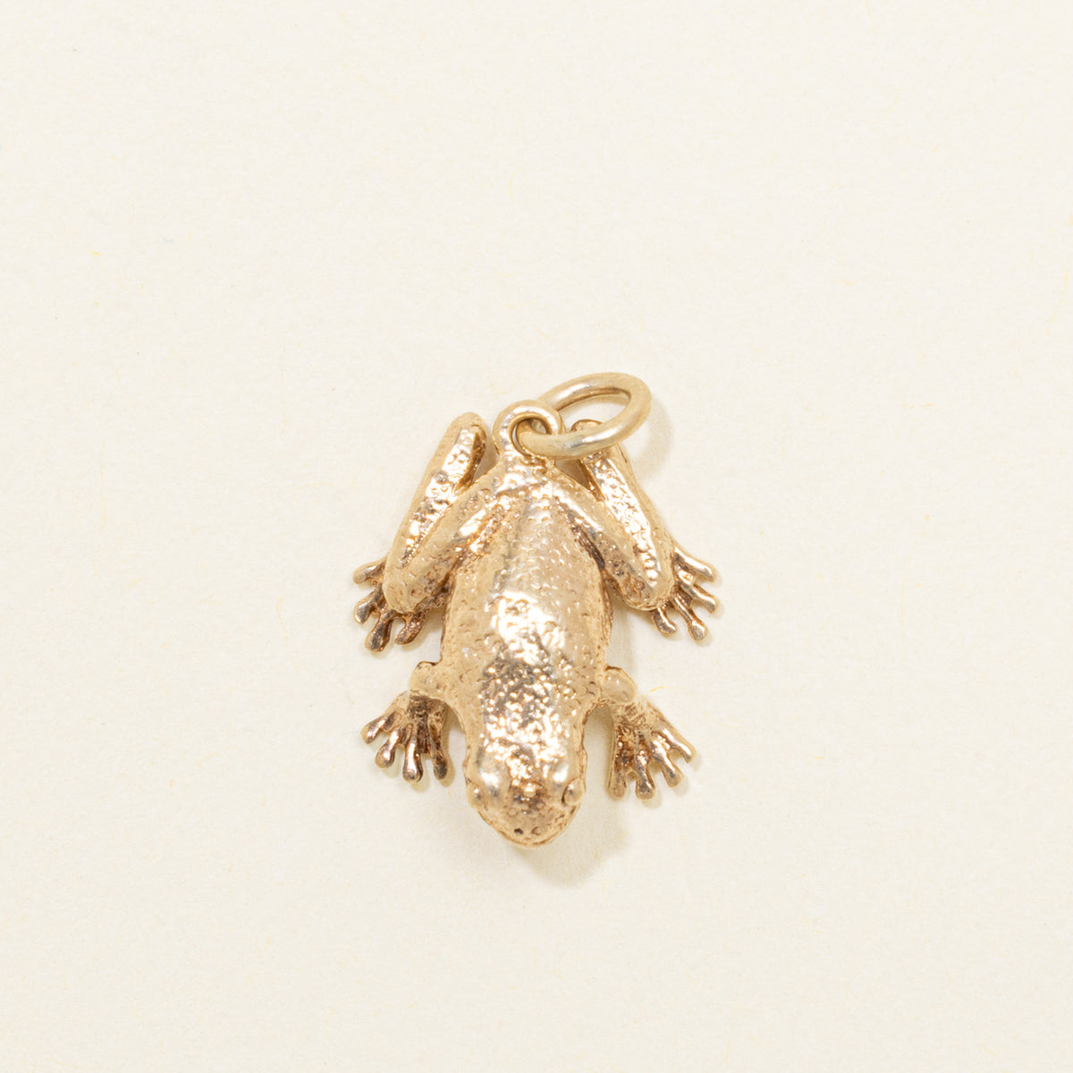 1978 Sheffield 9k Textured Frog Charm