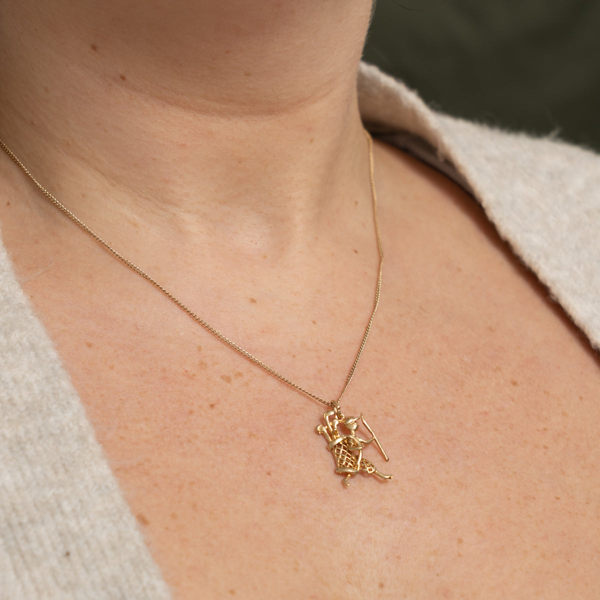 10k Yellow Gold Golfer Charm