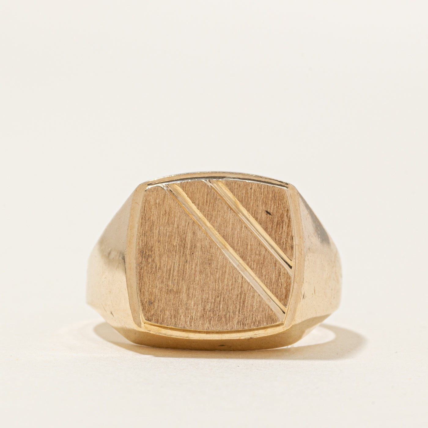 10k Yellow Gold Textured Signet Ring | SZ 10