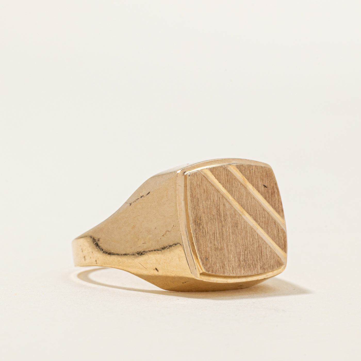 10k Yellow Gold Textured Signet Ring | SZ 10