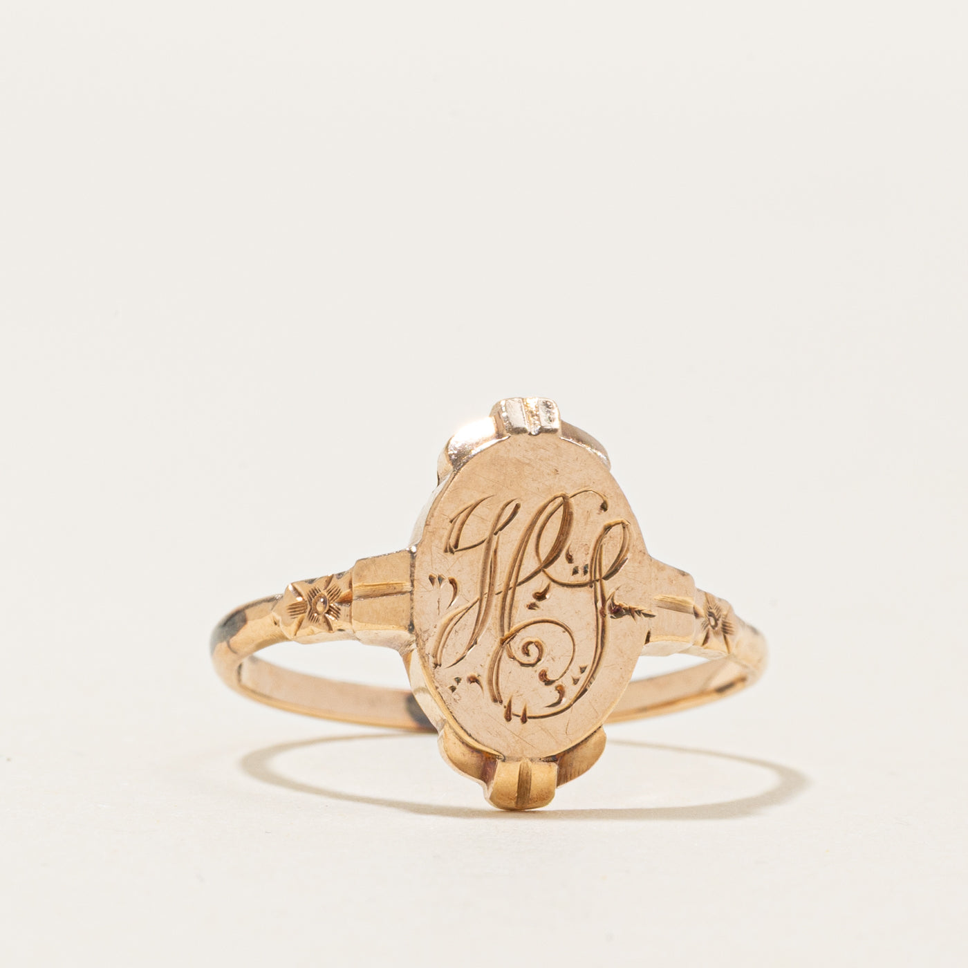 10k Yellow Gold "HS" Initial Signet Ring | SZ 6.25
