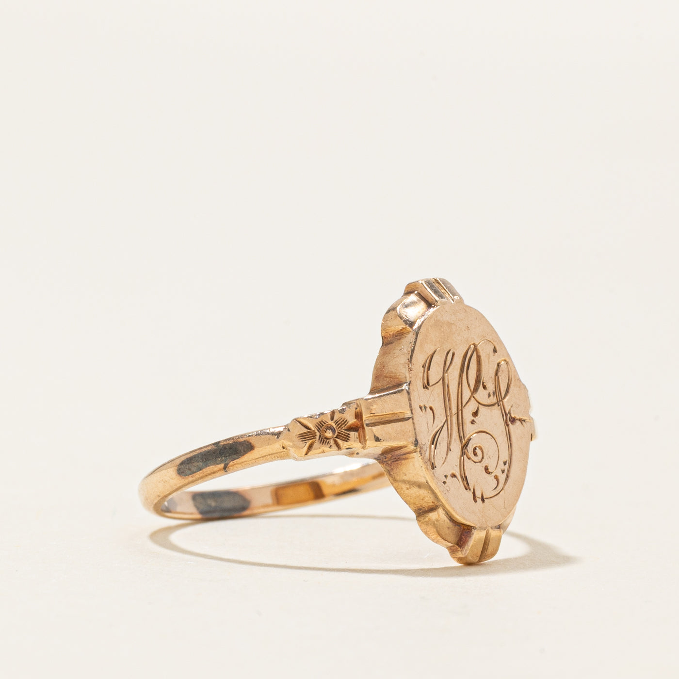 10k Yellow Gold "HS" Initial Signet Ring | SZ 6.25