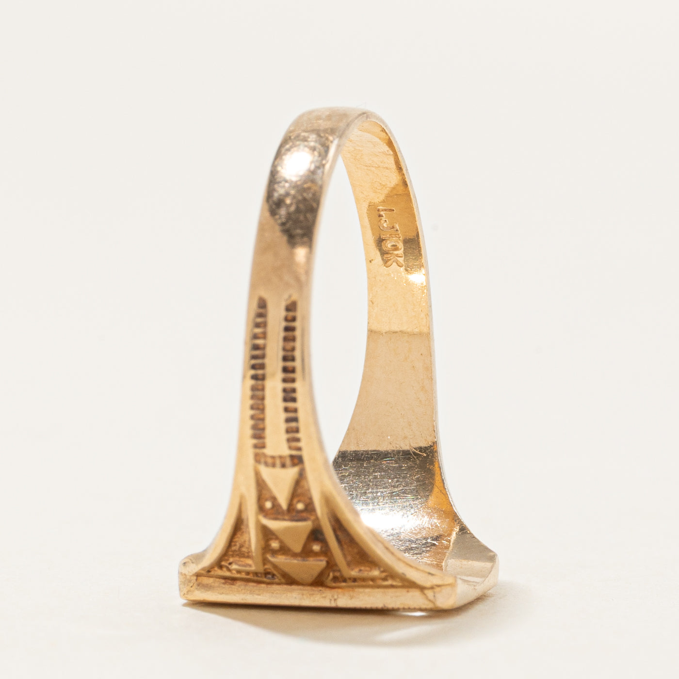 自分のサイン Diamond 'D' Initial Signet Ring | SZ 6