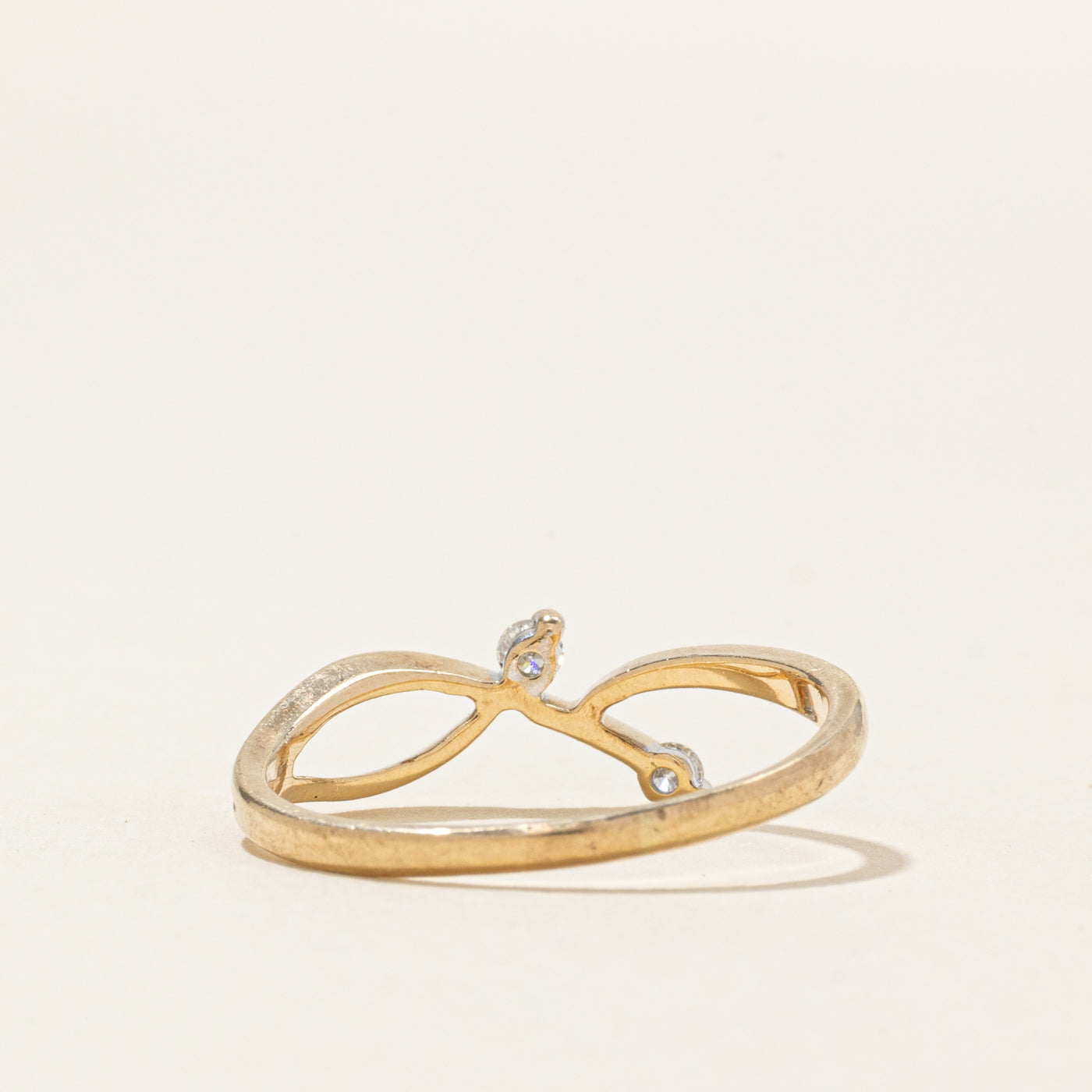 Diamond Cross Over Ring | SZ 8