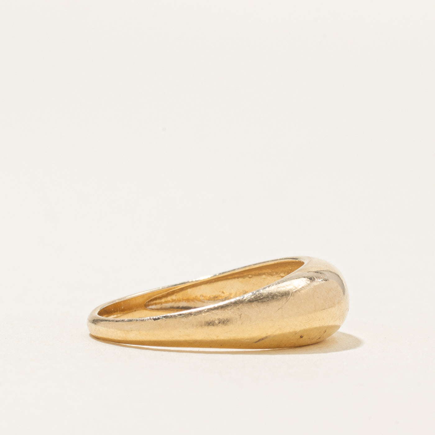 Bague bombée en or jaune 14 carats | Taille 5