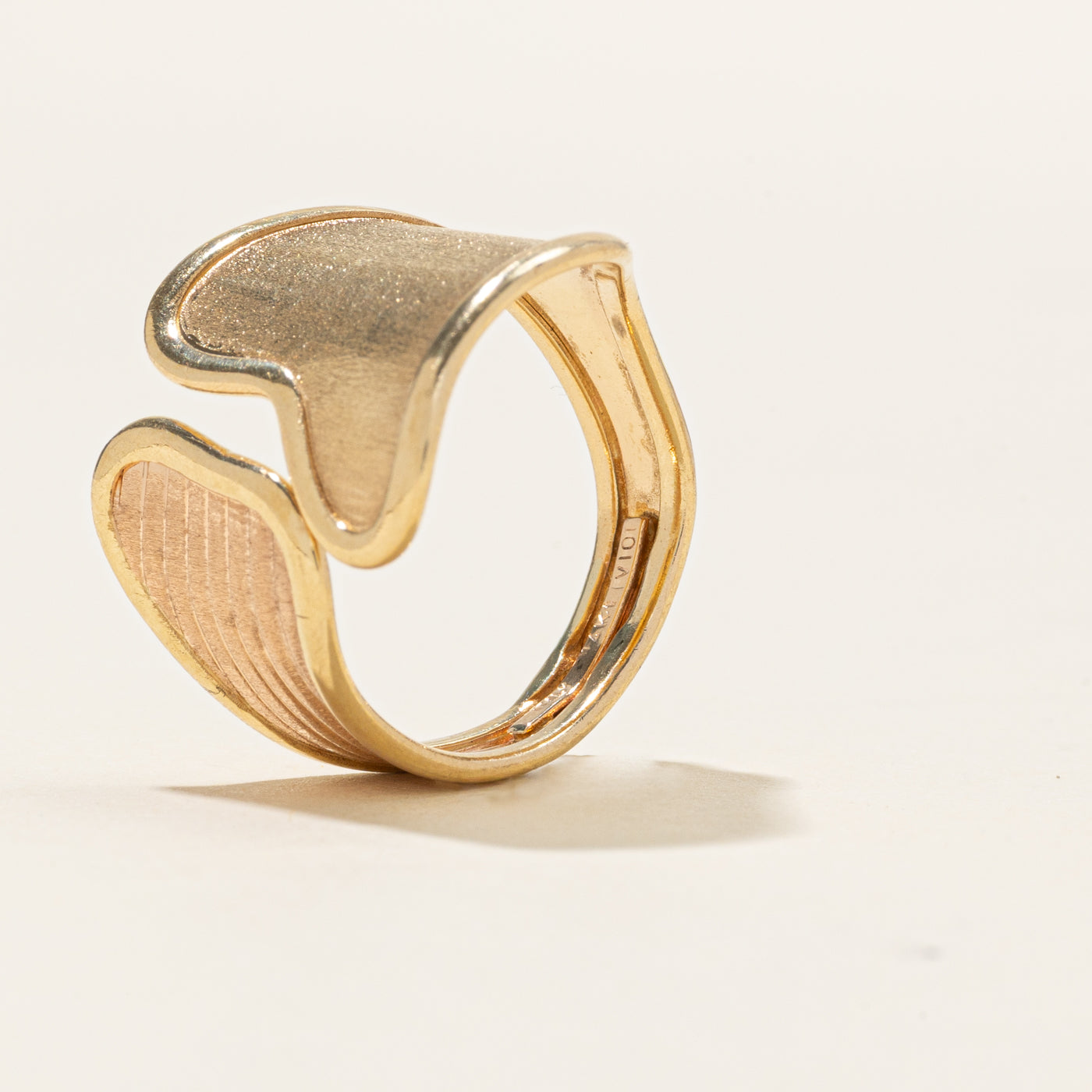 14k Yellow & Rose Gold Textured Ring | SZ 8.5