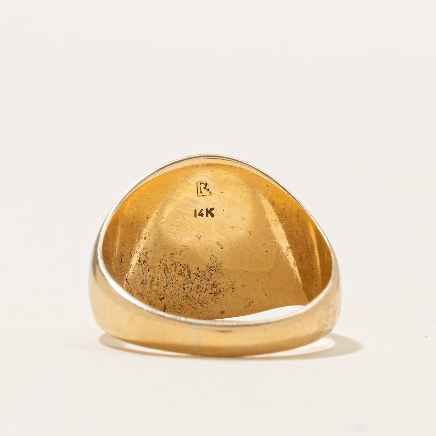 eRiNGo　0507 14k Yellow Gold Profile Intaglio Signet Ring | SZ 6.25