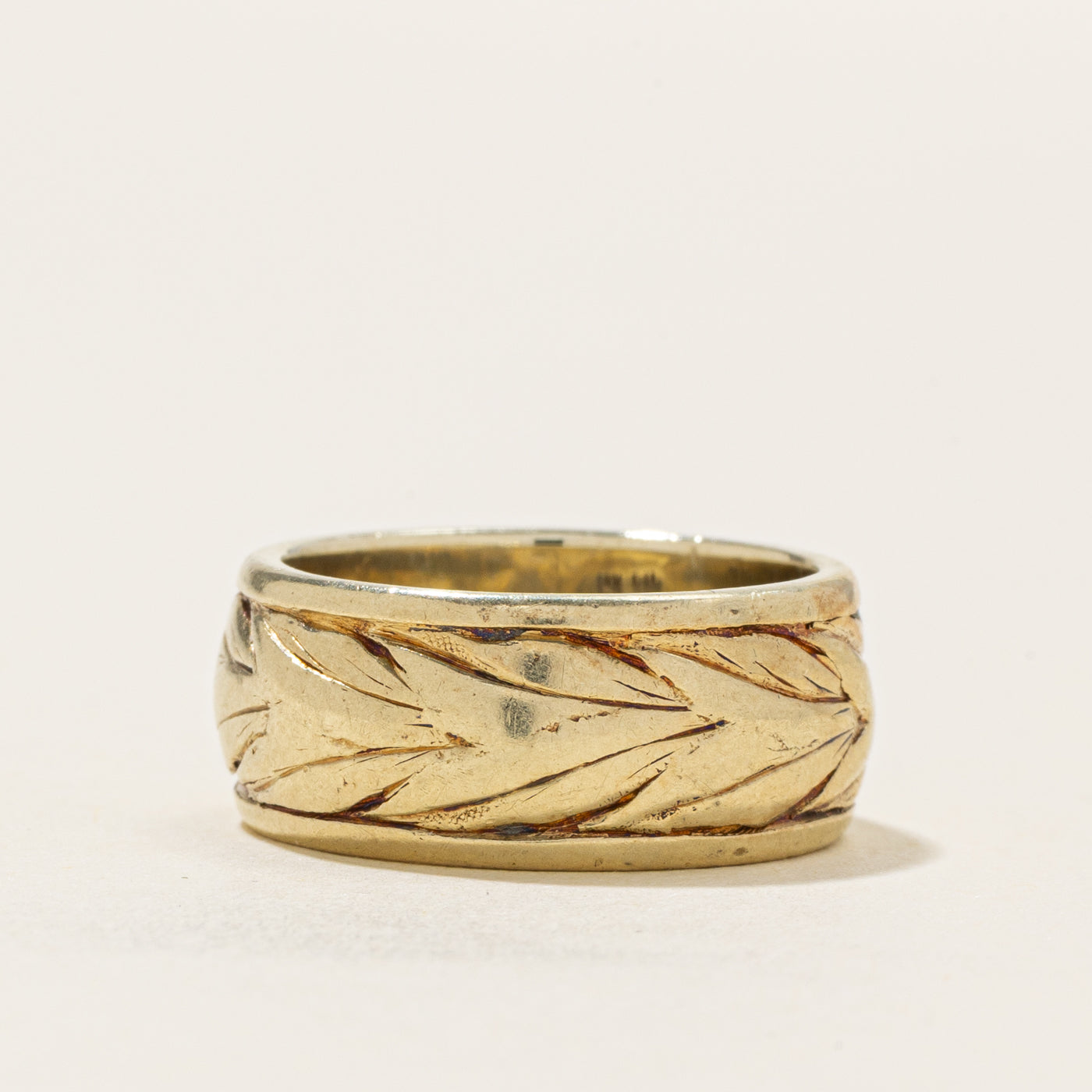 14k Yellow Gold Engraved Cigar Band | 8.20mm | SZ 5.5