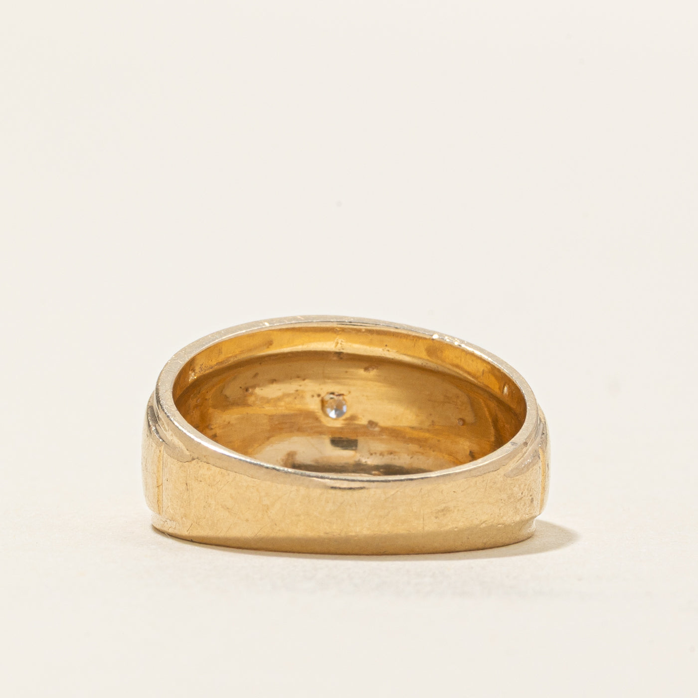 Star Set Diamond Grooved Band | SZ 6.75