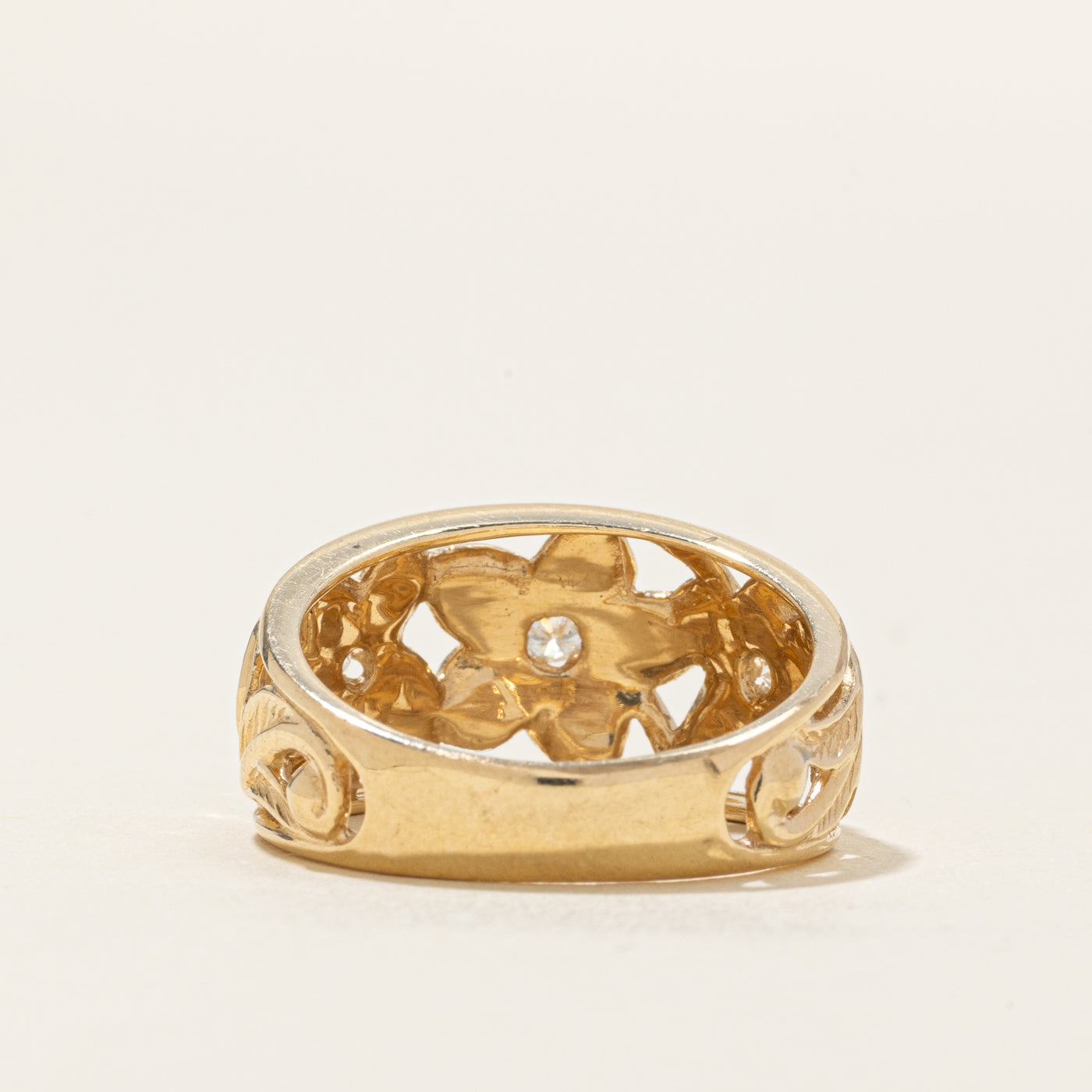 Diamond Floral Engraved Ring | SZ 7