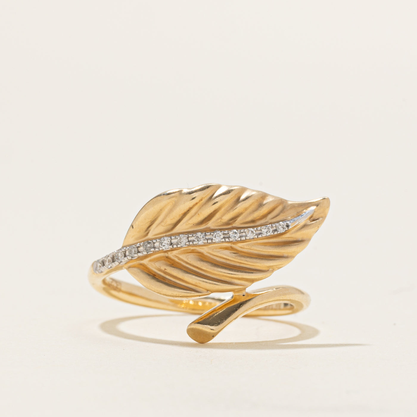 'Effy' Diamond Column Leaf Bypass Ring | SZ 7.25