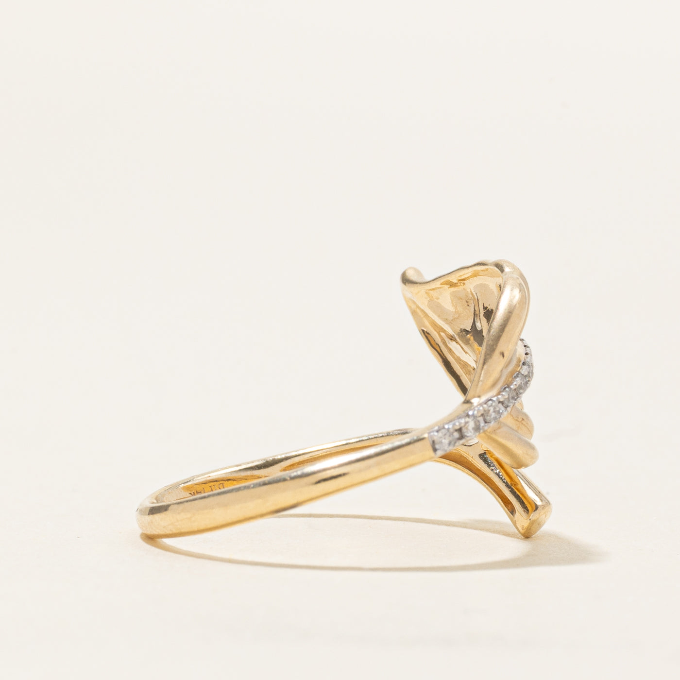 'Effy' Diamond Column Leaf Bypass Ring | SZ 7.25