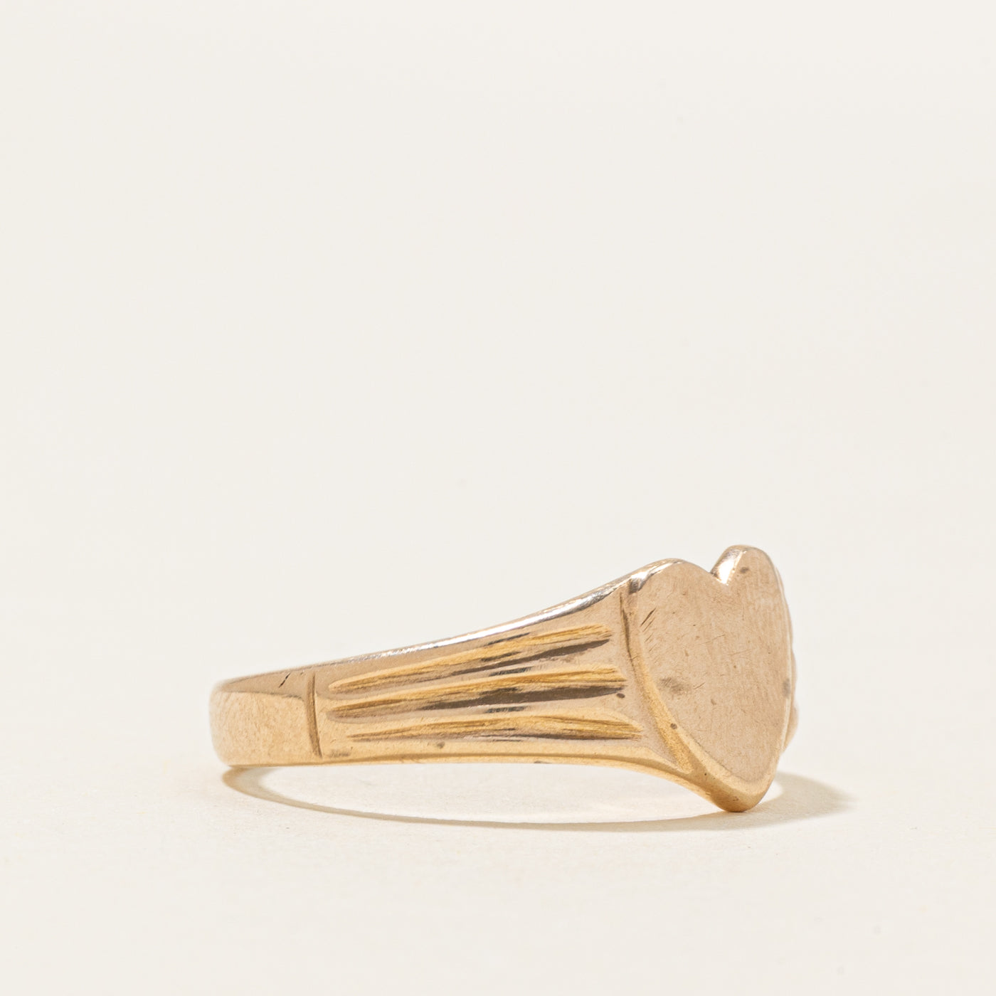 10k Yellow Gold Heart Signet Ring | SZ 7