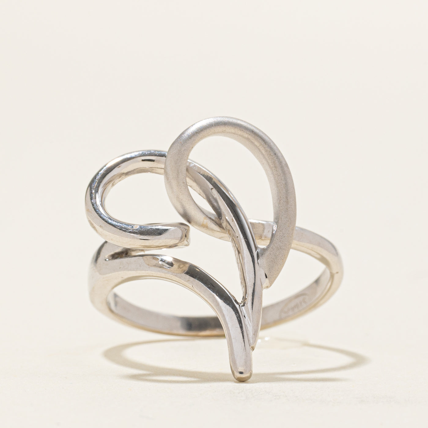 18k White Gold Abstract Heart Ring | SZ 7