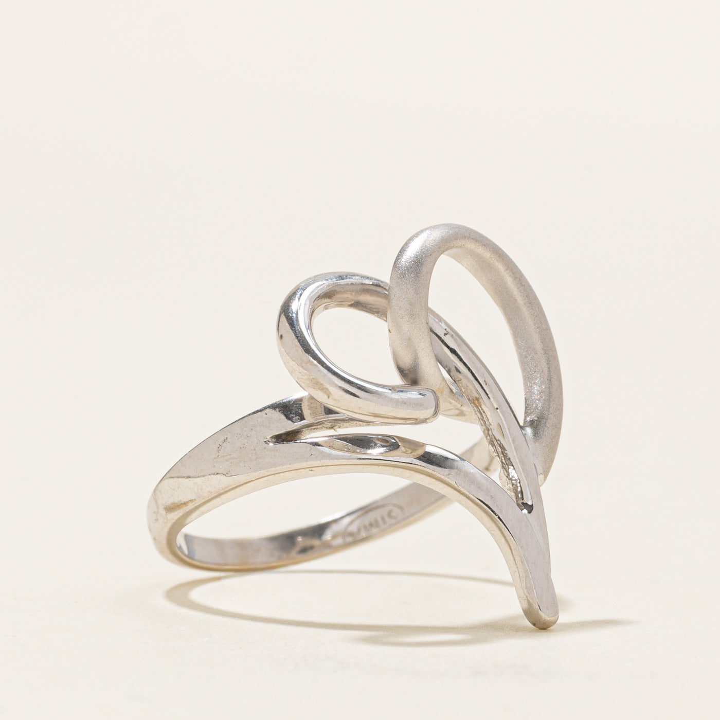 18k White Gold Abstract Heart Ring | SZ 7
