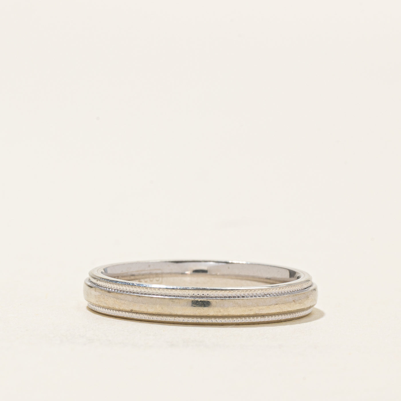 18k White Gold Milgrain Band | SZ 5.75