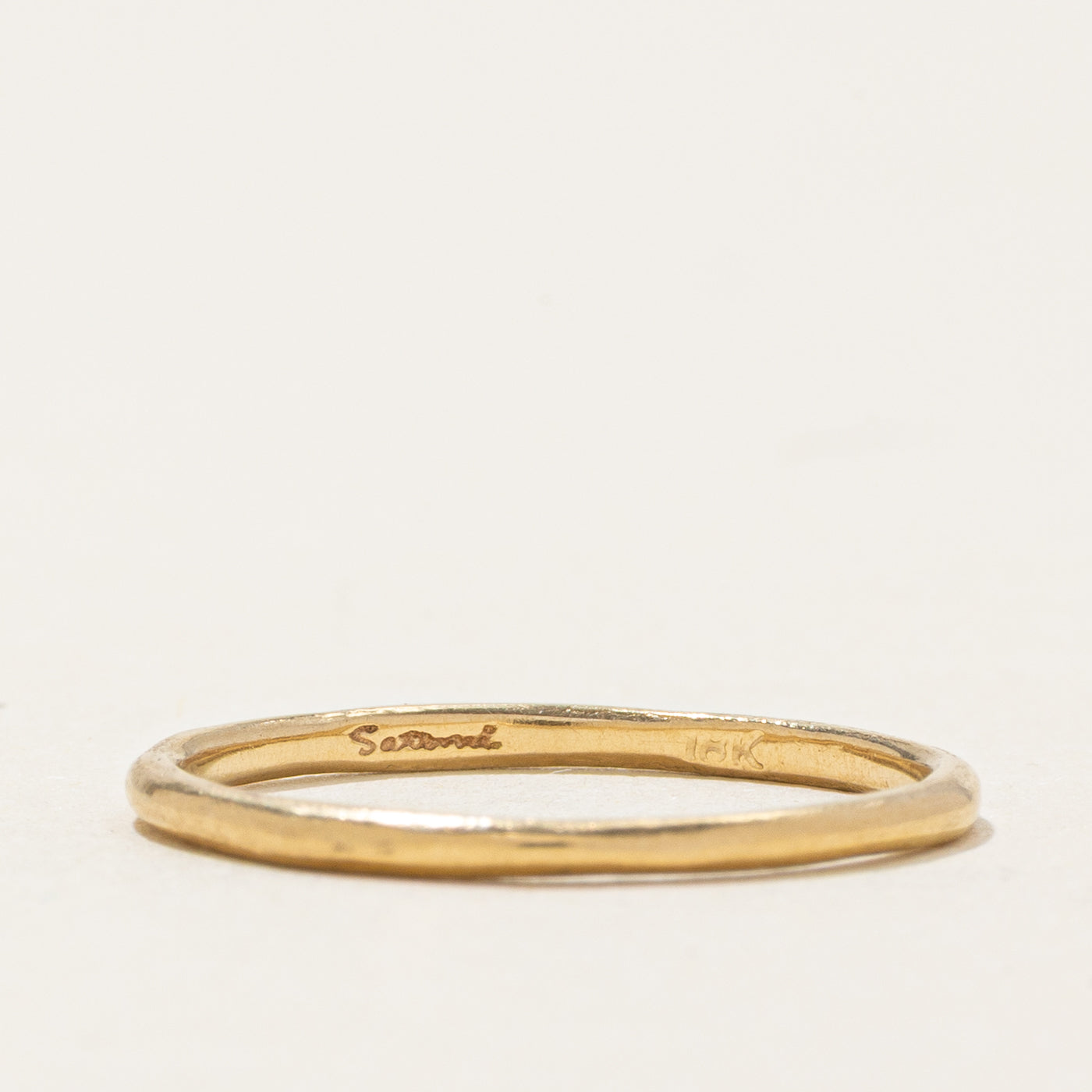 18k White Gold Thin Band | SZ 6.75