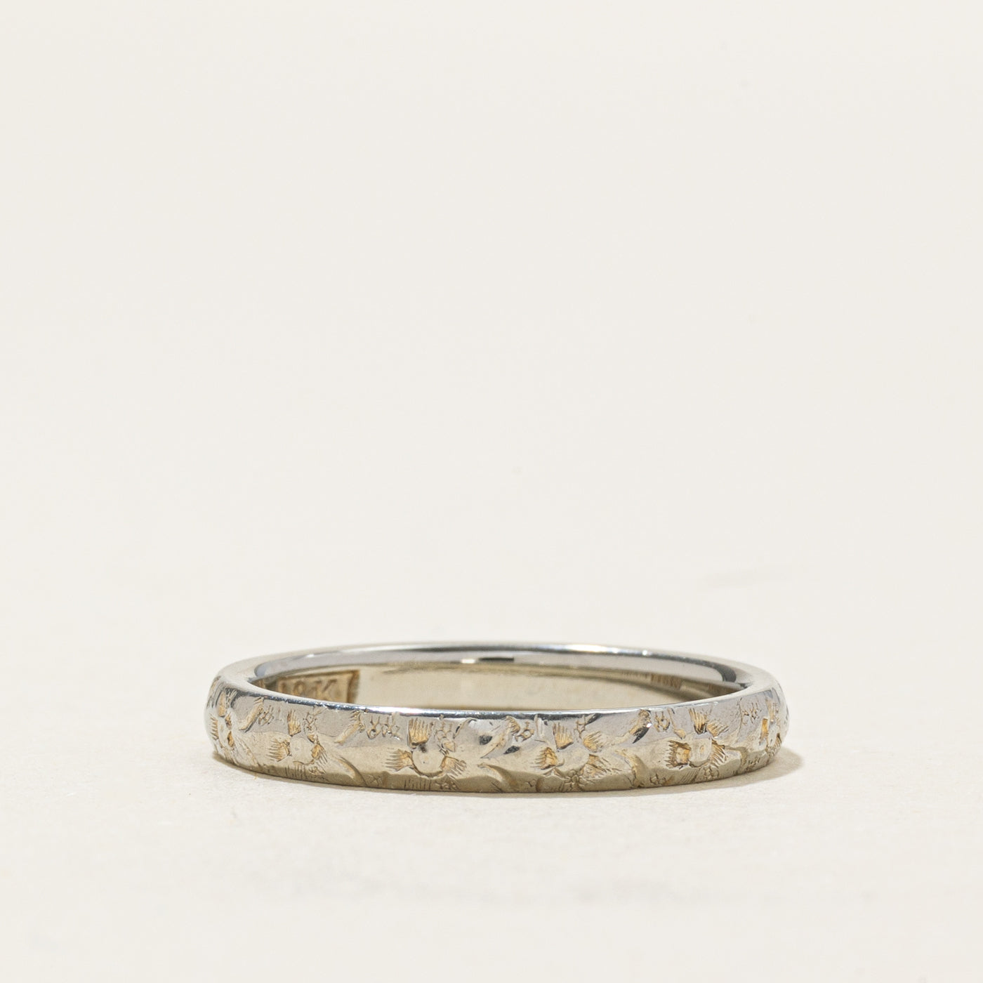 Alliance texturée en or blanc 18 carats | 2,65 mm | Taille 6