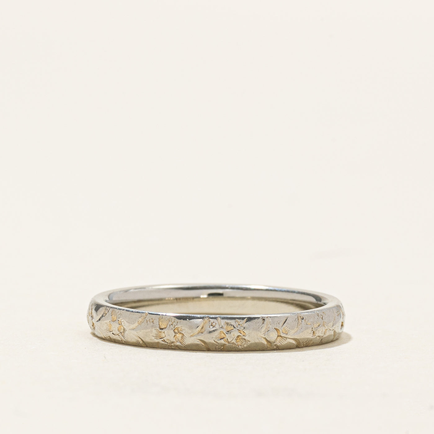 Alliance texturée en or blanc 18 carats | 2,65 mm | Taille 6