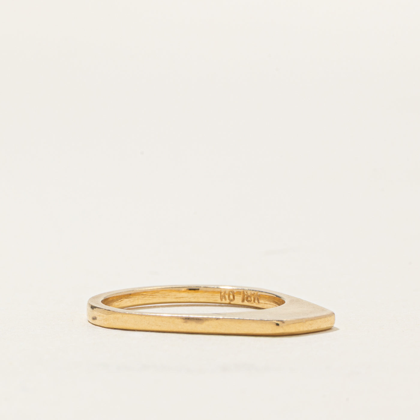 18k Yellow Gold High Angled Band | SZ 6