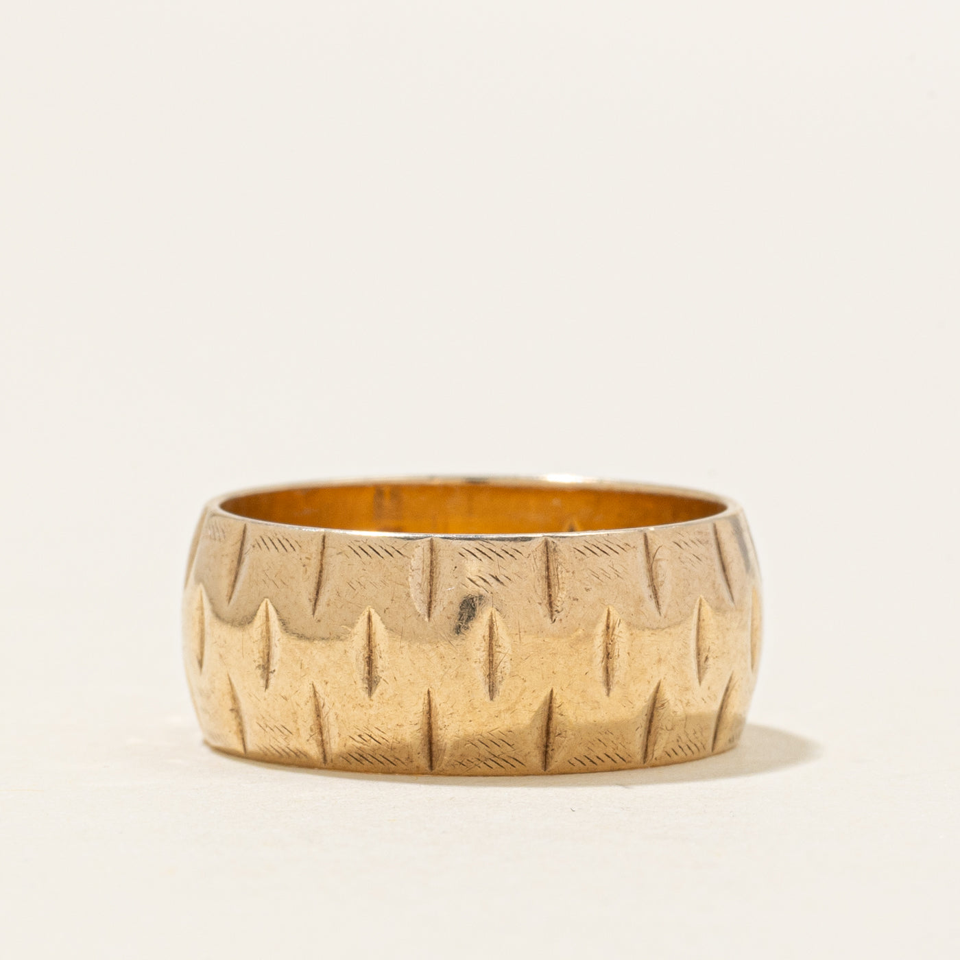 10k Yellow Gold Textured Cigar Band | 8.15mm | SZ 7