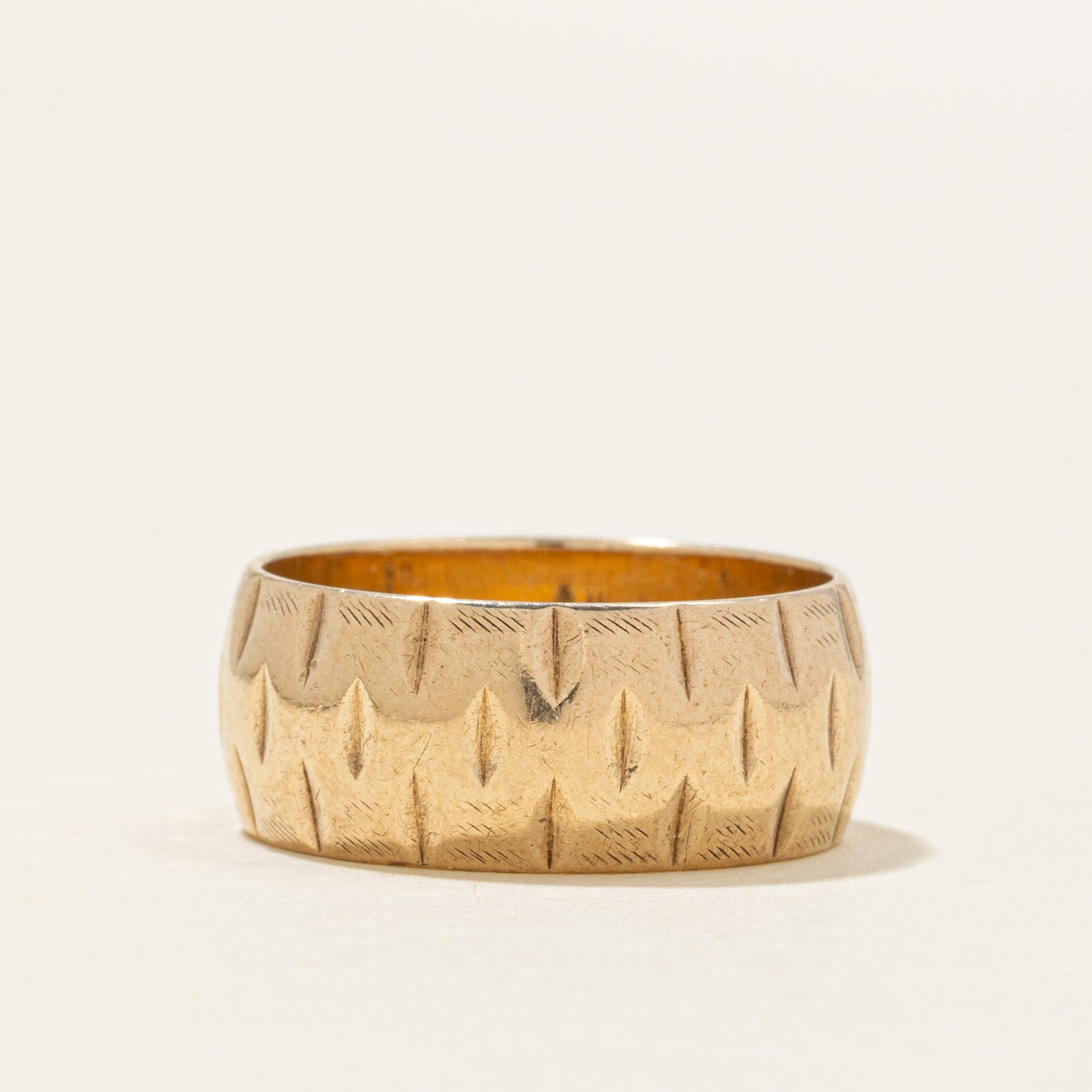 10k Yellow Gold Textured Cigar Band | 8.15mm | SZ 7