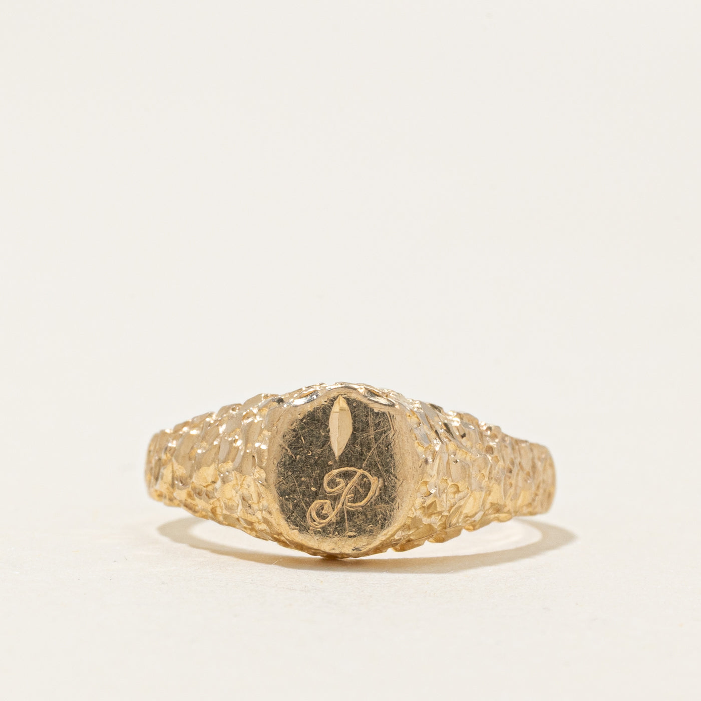 10k Yellow Gold "P" Initial Signet Ring | SZ 4.5