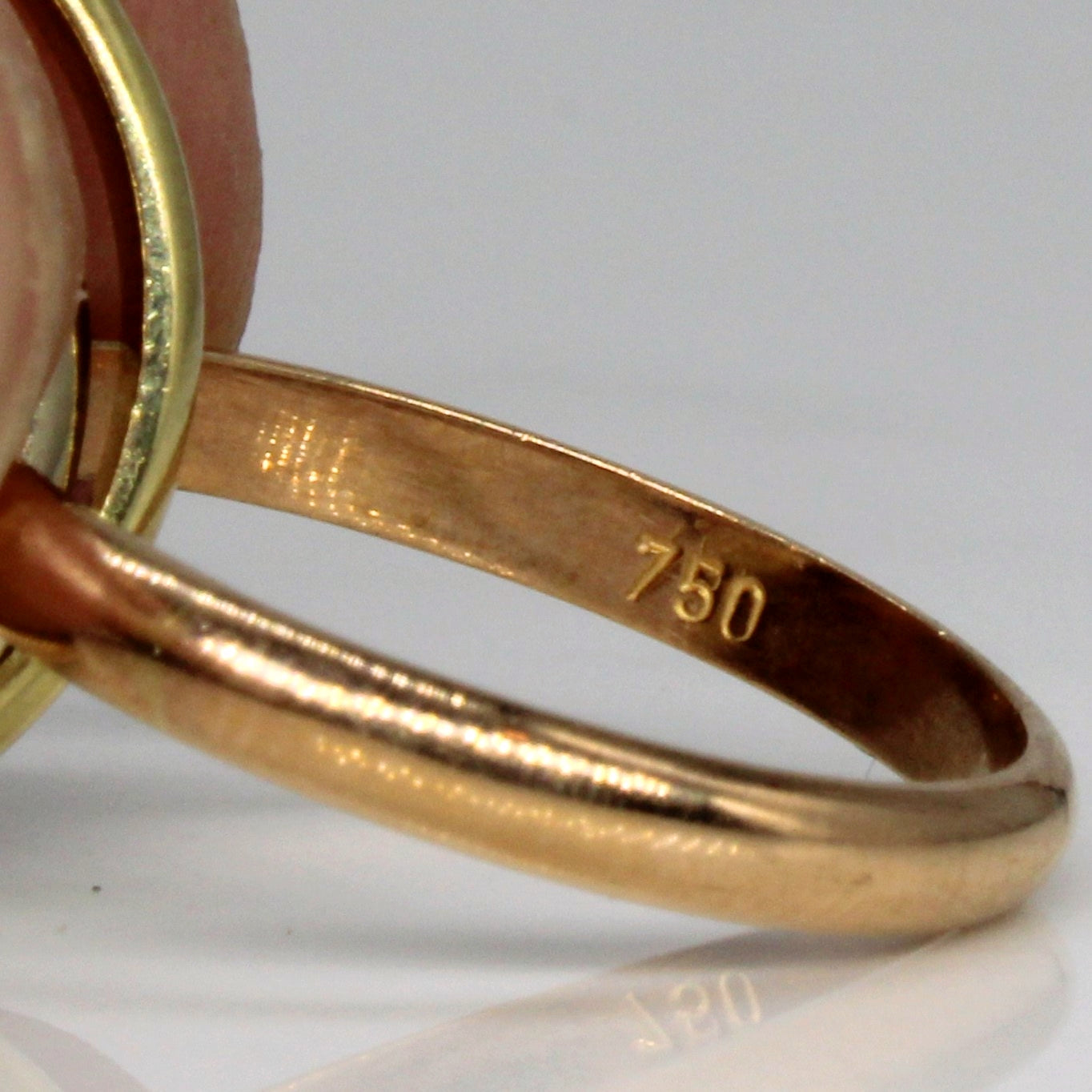 18k Tri Tone Gold Interlocked Rings | SZ 6.5 |