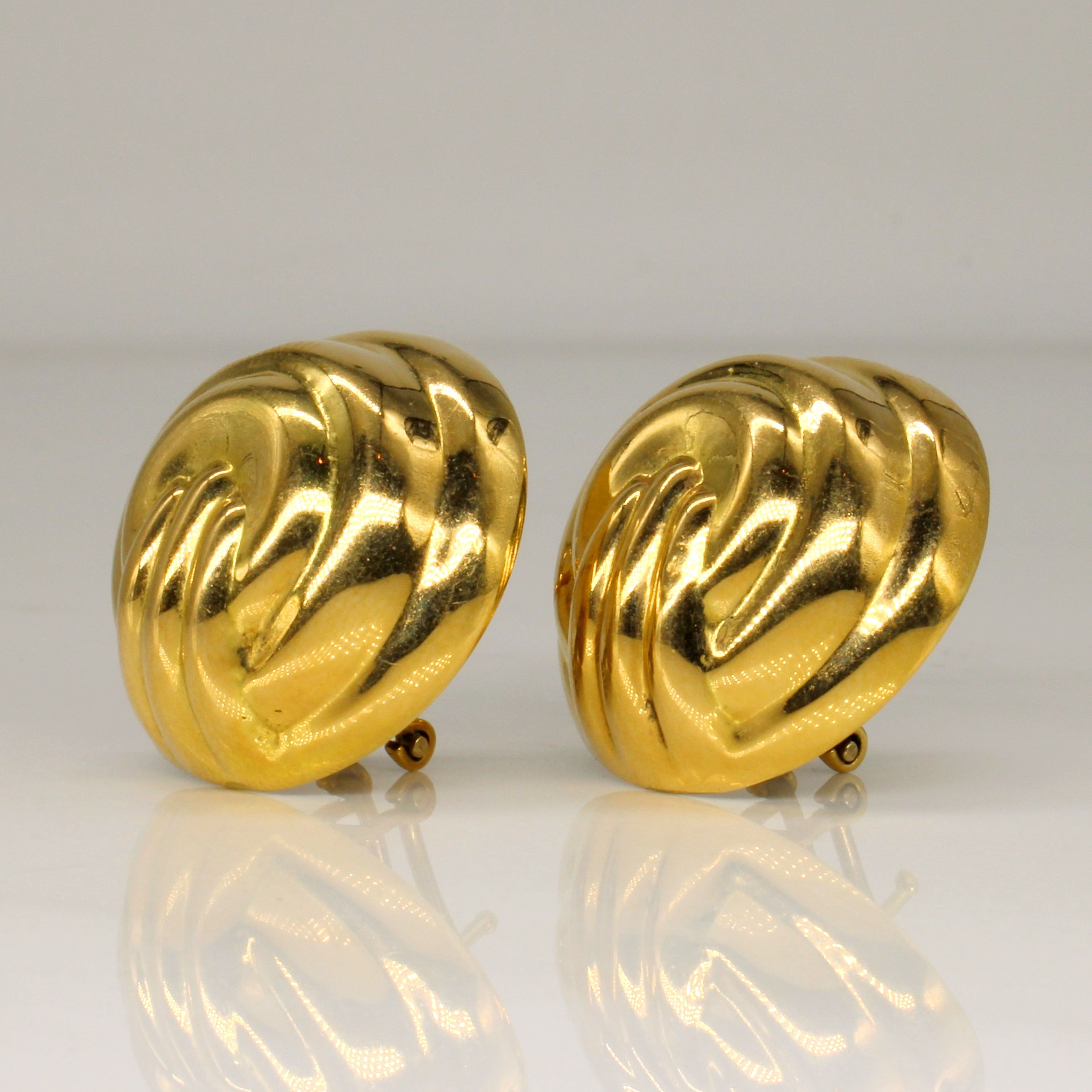 18k Yellow Gold Button Earrings