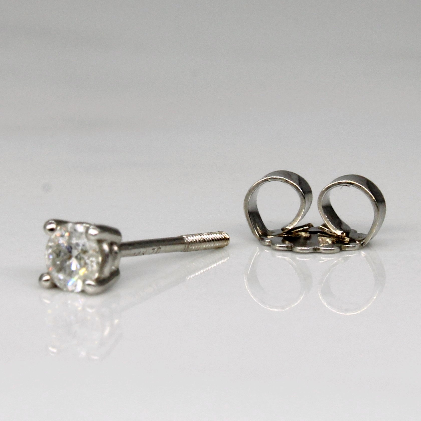 Diamond Stud Earrings | 0.20ctw |