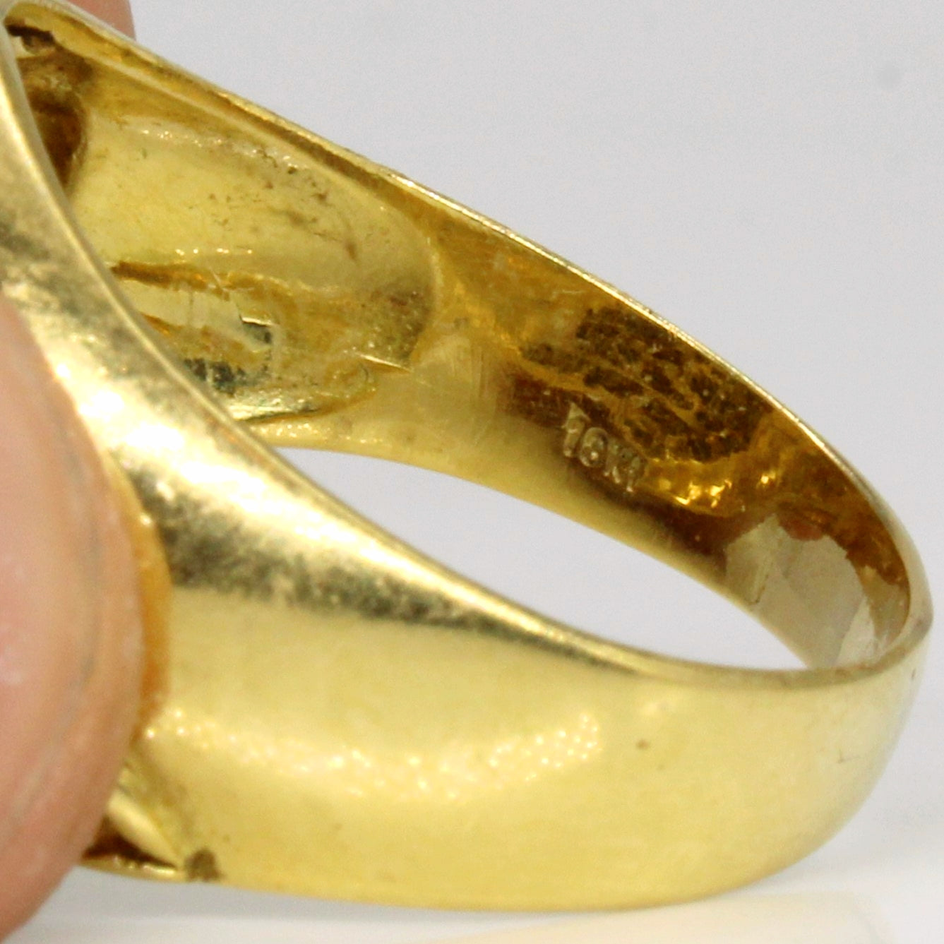 18k Yellow Gold Ring | SZ 11 |